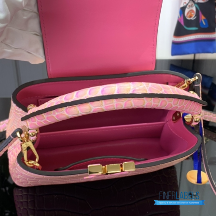 Pink Croc-Embossed Mini Handbag with Gold Hardware1:1High-quality replica