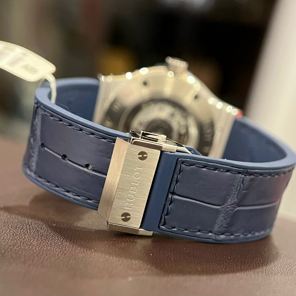 Hublot Best Replica Watch Classic Fusion Custom Natural Diamonds 42mm - Top club