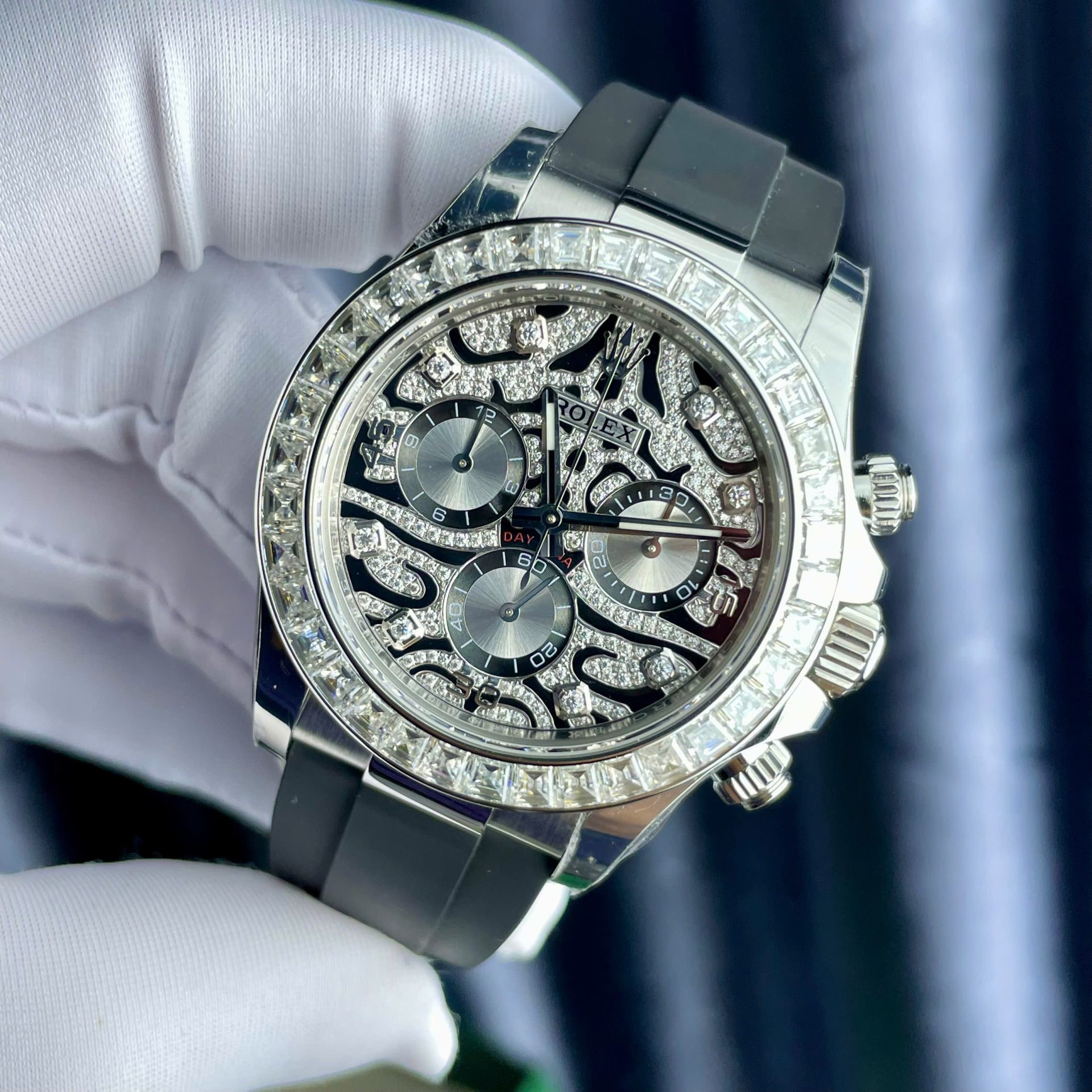 Rolex Cosmograph Daytona Eye Of The Tiger Replica Watch Custom Moissanite Baguette Diamonds 40mm - Top club