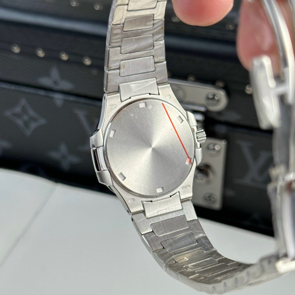 Patek Philippe Clone Watch Nautilus 7010 Womens White Dial 32mm - Top club