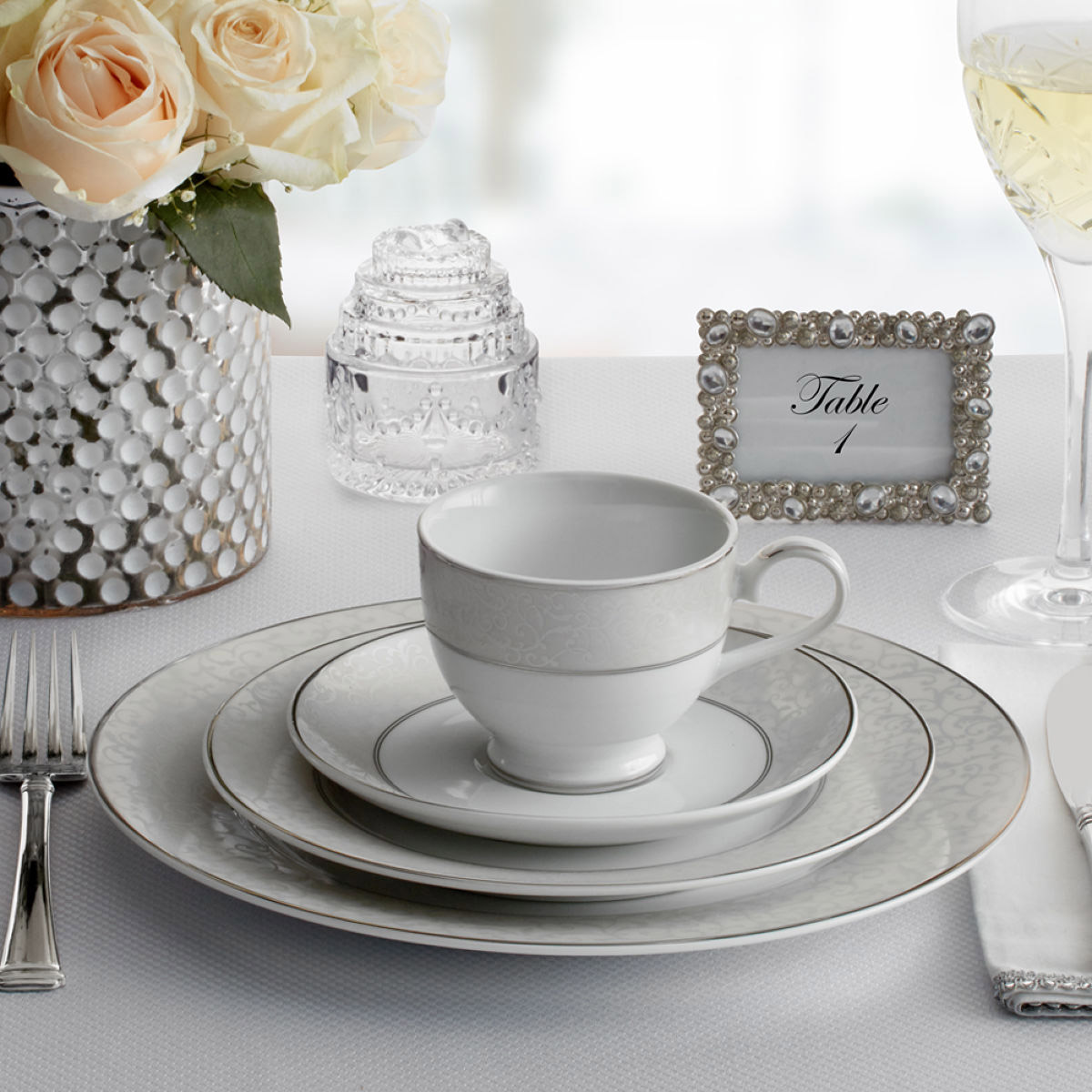 Mikasa Parchment 40-piece Porcelain Dinnerware Set - Image 3