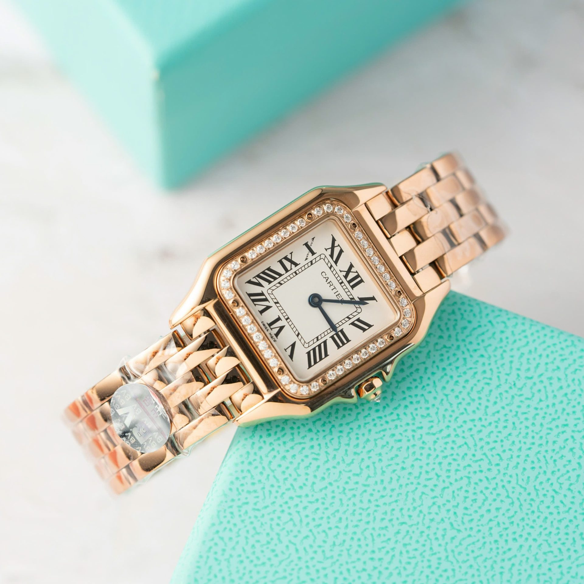 Cartier Panthere Women s Replica Watch Rose Gold Quartz 27mm - Top club