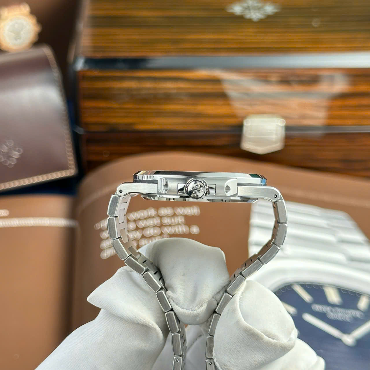 Patek Philippe Best Replica Watch Nautilus 5811 Blue Dial Refined Full Optinos 41mm - Top club