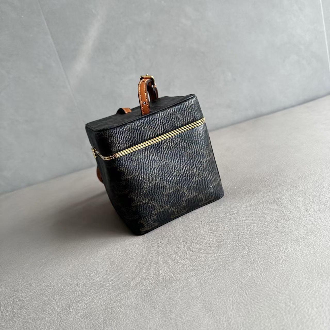 CELINE TRIOMPHE FRAME Box Bag1:1High-quality replica