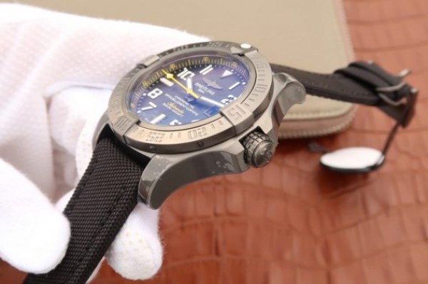 Replica Breitling Avenger II Seawolf PVD GF Black Dial Black Nylon Strap A2824 - Top club