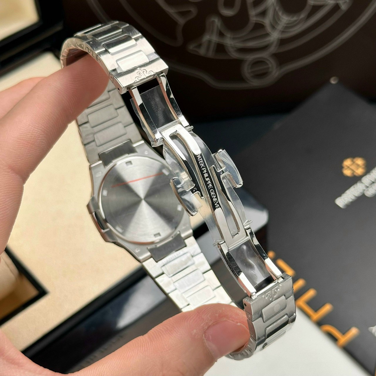Patek Philippe Replica 1:1 Watch Nautilus 7010 Highest Quality for Women 32mm - Top club
