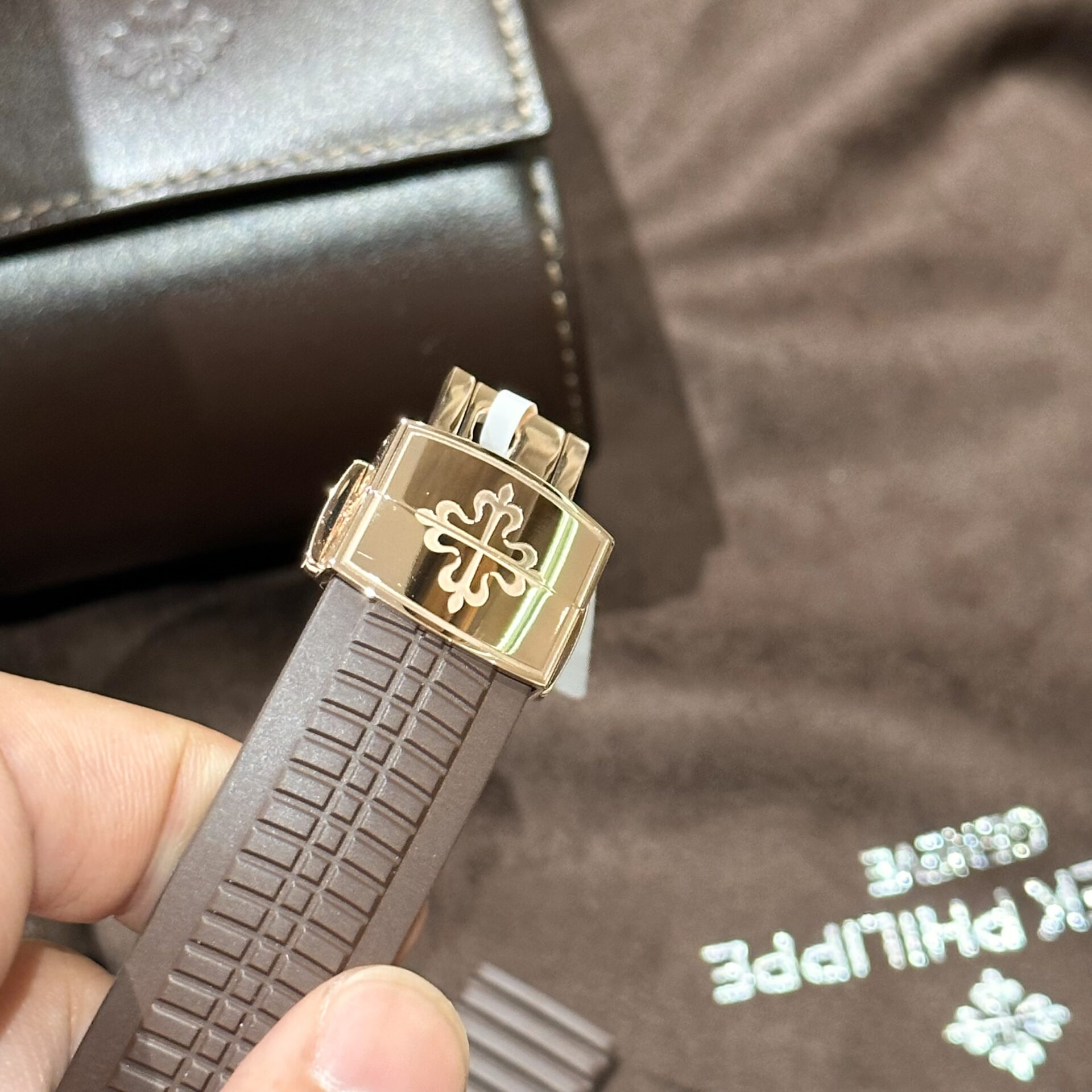 Patek Philippe Aquanaut 5164R Genuine Replica Watch Gold Wrapped ZF 40.8mm - Top club