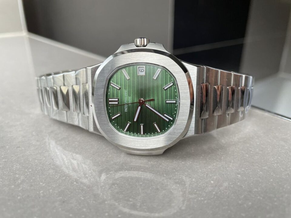 Replica PATEK PHILIPPE Nautilus 5711/1A PPF VF 1:1 Best Edition Green Textured Dial on SS Bracelet 324CS - Elite Watch Atelier