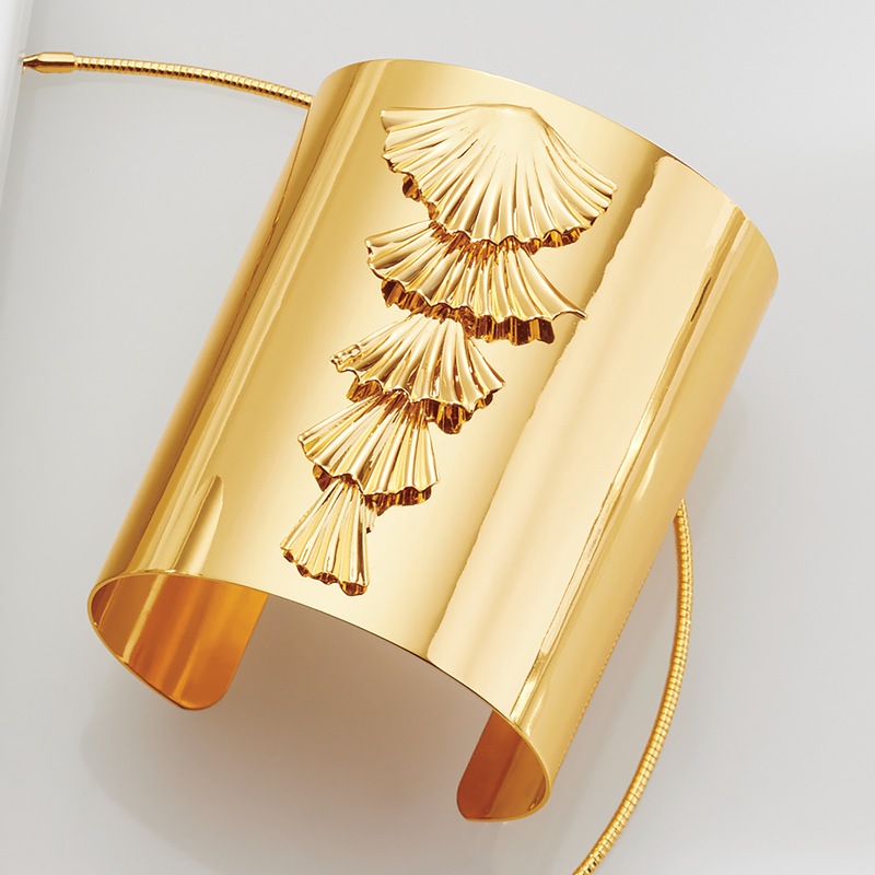 Metal Shell Collection Bracelet - MIDNIGHT VELVET CATALOG
