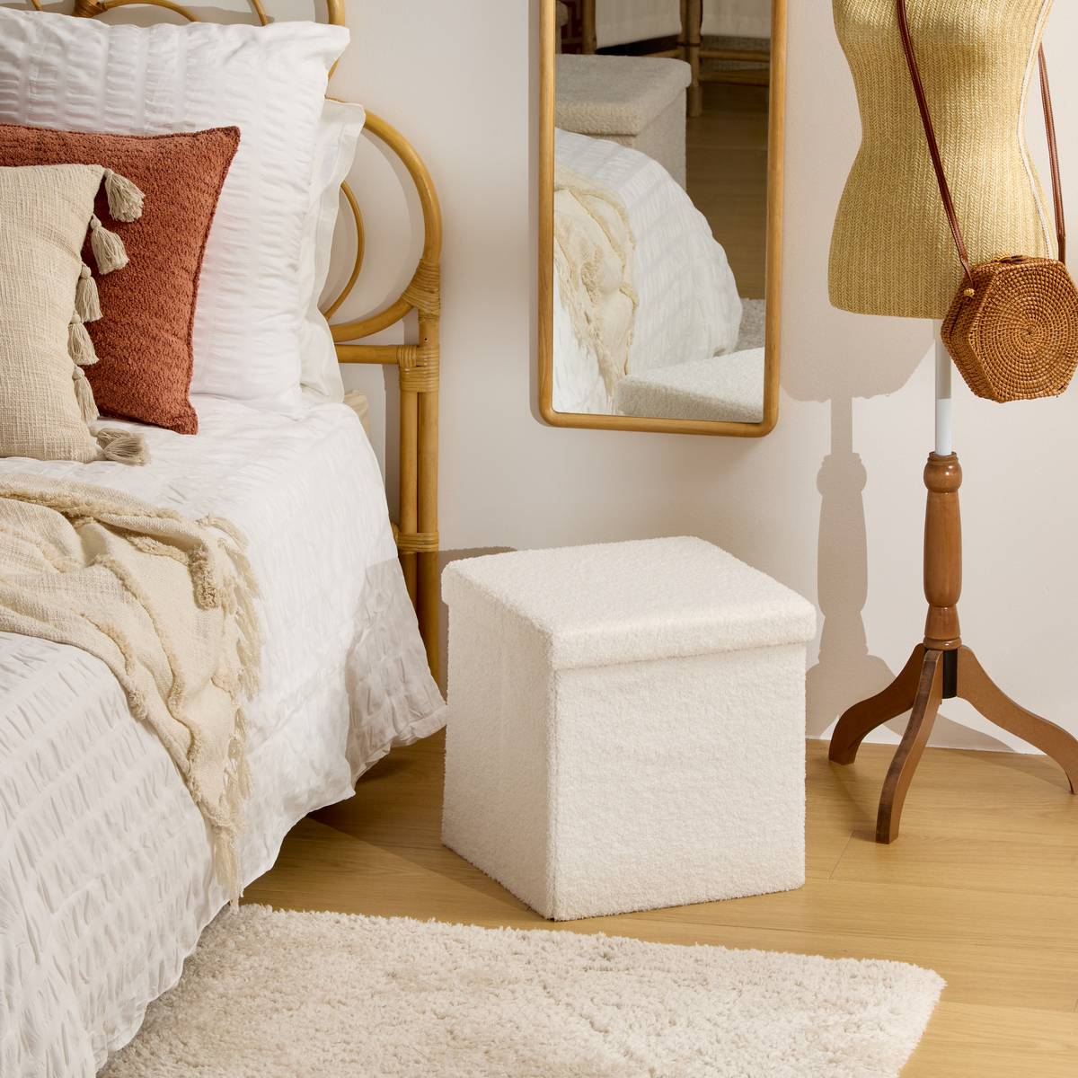 Pouf "Jaiko" White, 38x38 cm