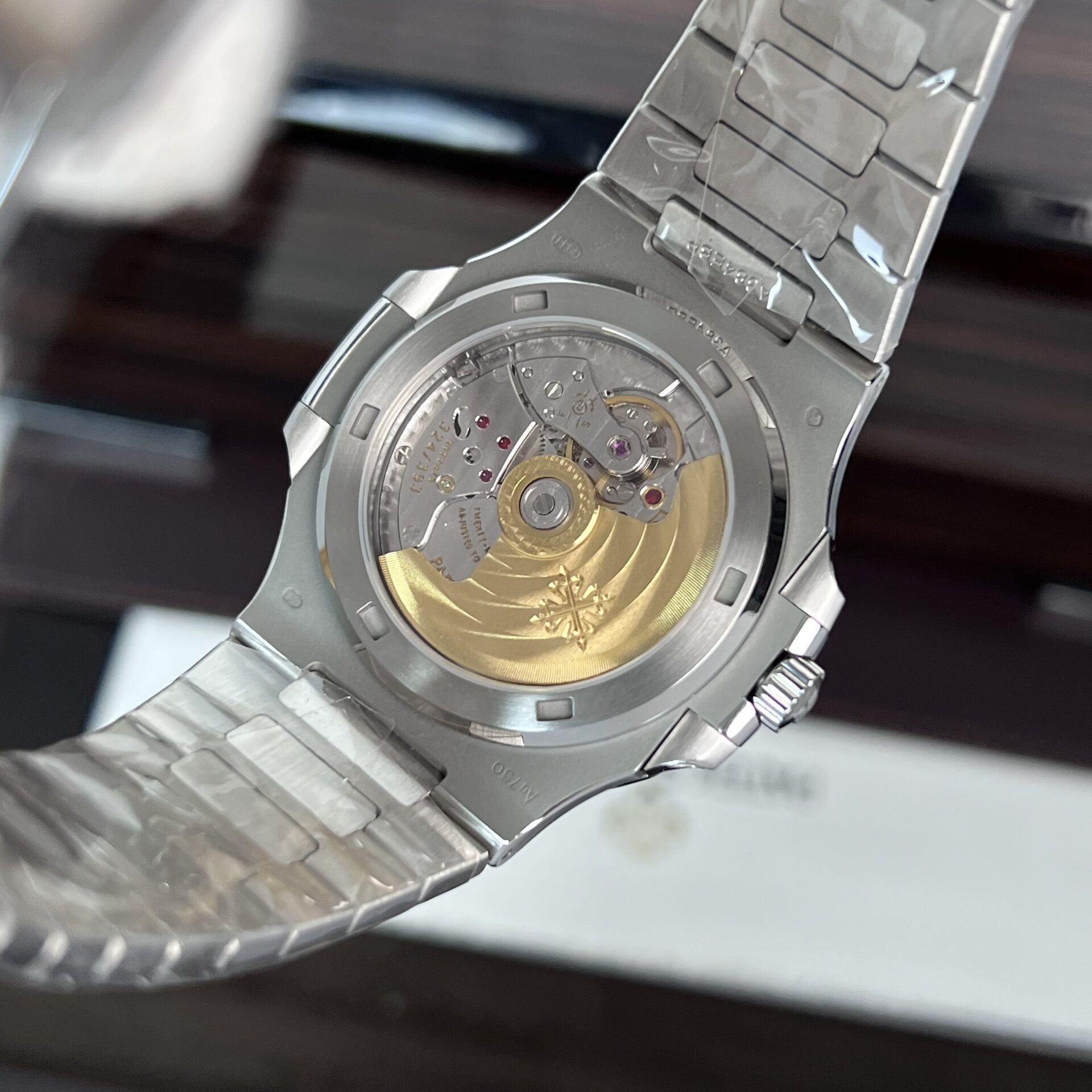 Patek Philippe Nautilus 5723 Replica 1:1 Watch Blue Dial Diamond 40mm - Top club