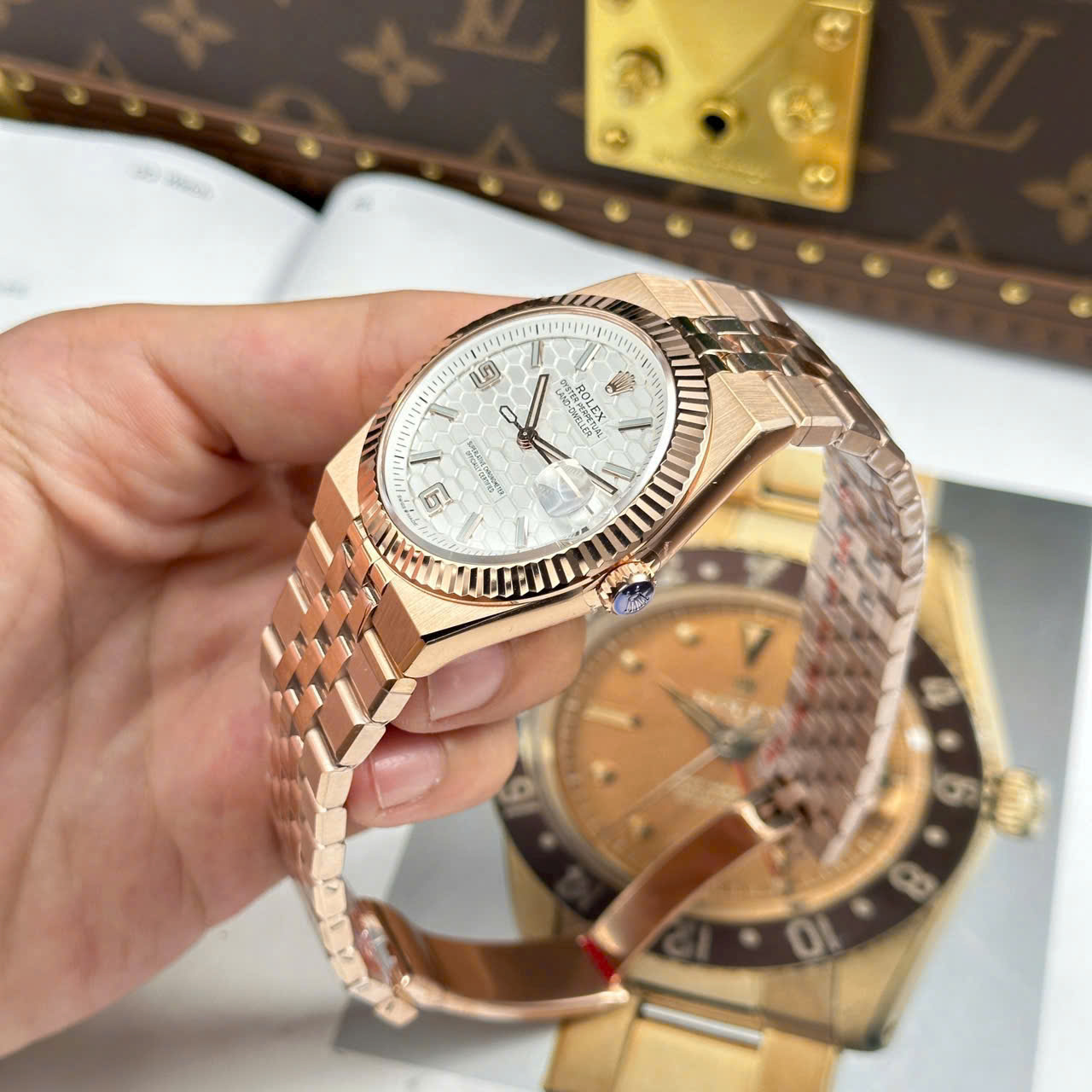 Rolex Land-Dweller 127235 Rose Gold Honeycomb Motif Dial Luxury Fake Watches 40mm - Top club