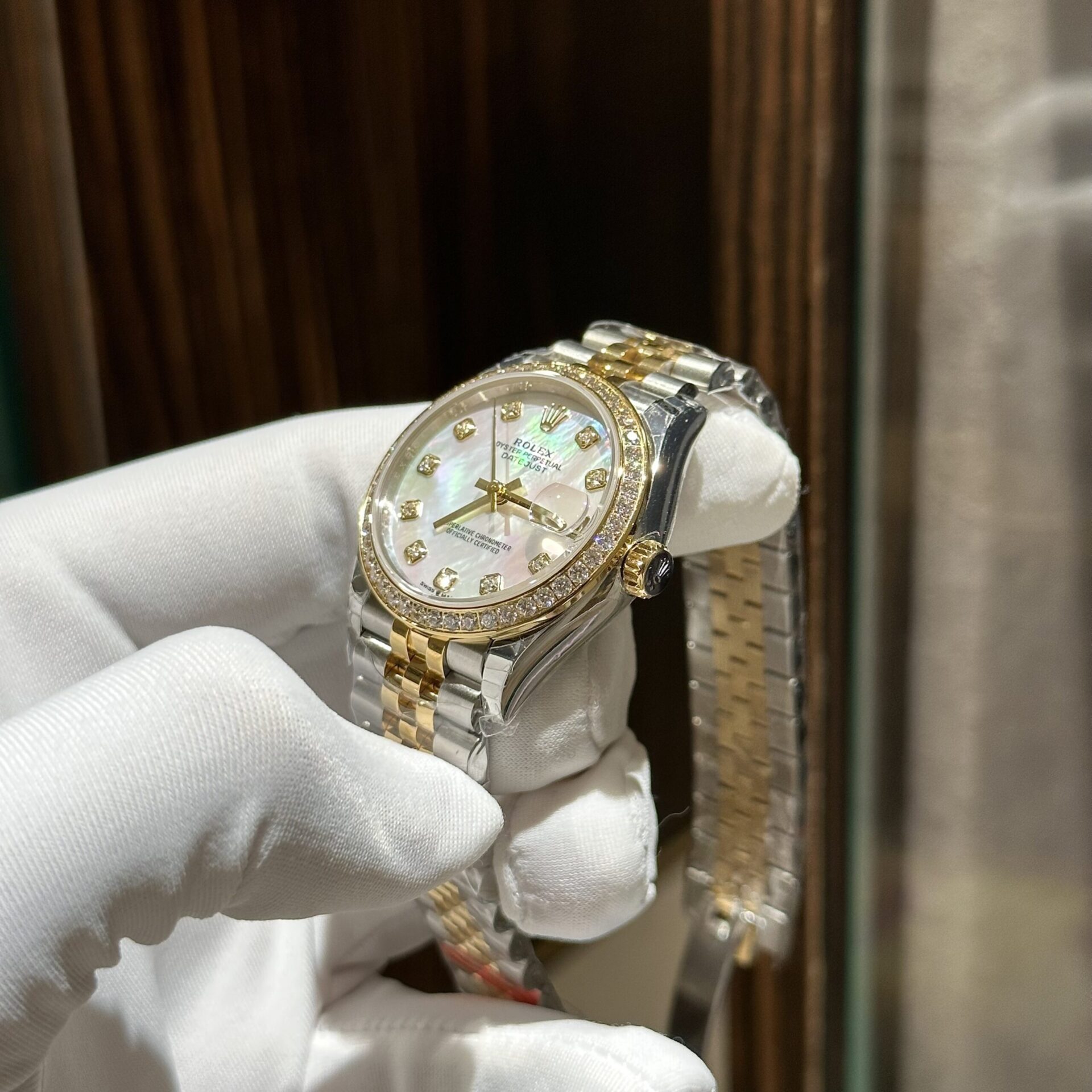 Rolex Replica 11 Watch DateJust Mother of Pearl Dial With Diamonds EW 31mm - Top club