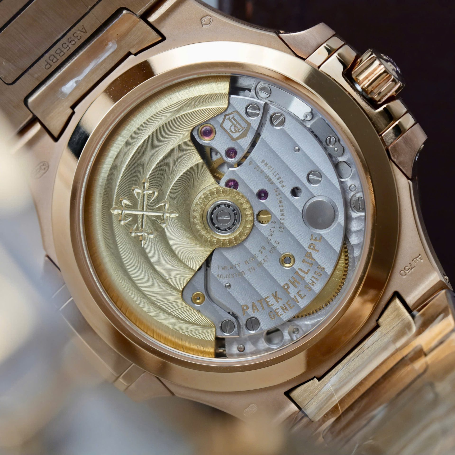 Patek Philippe Nautilus 7118 Women Replica Watch Custom Gold Wrapped + Diamonds Moissanite 3K Factory 35.2mm - Top club