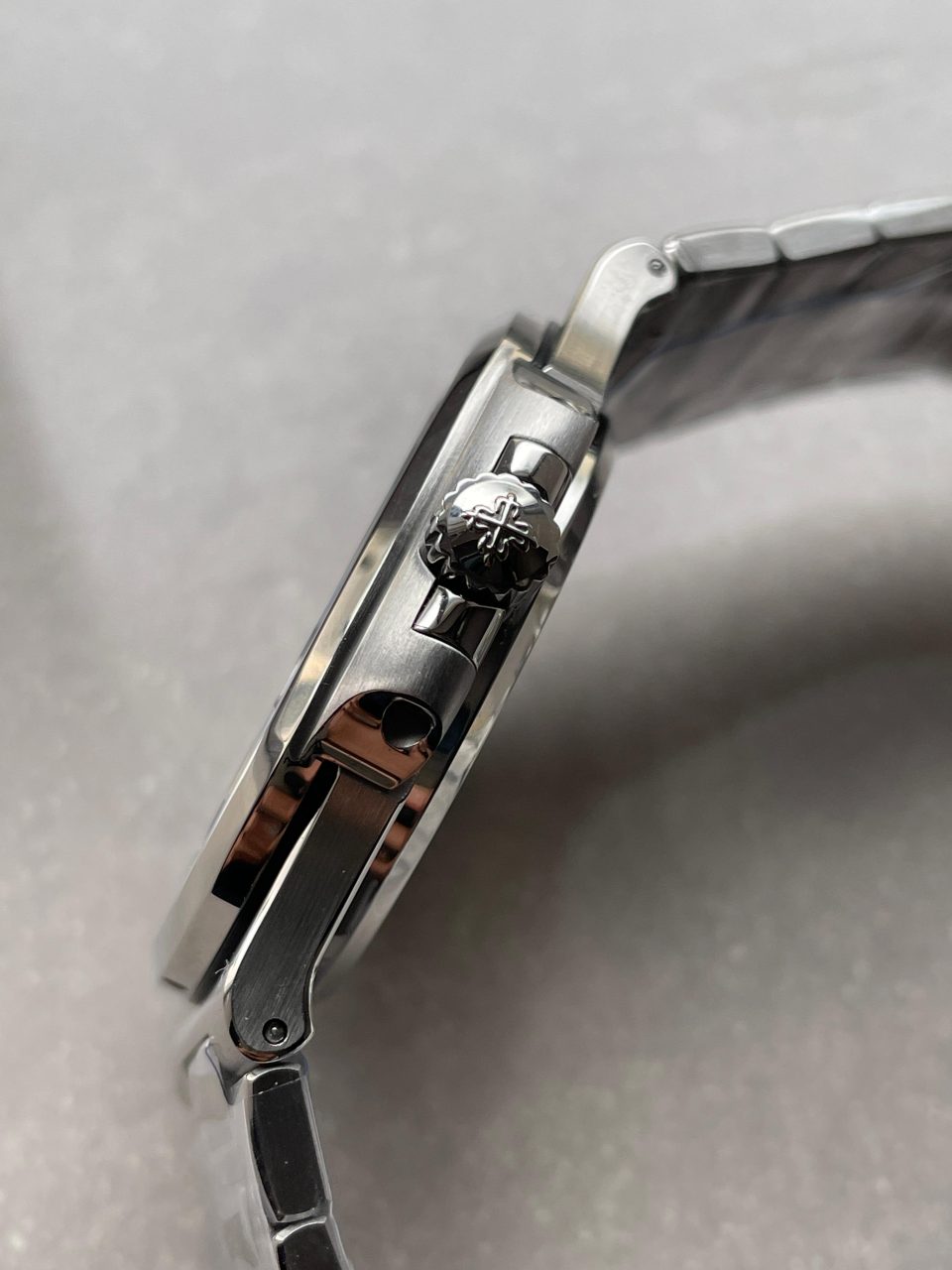 Replica PATEK PHILIPPE Nautilus 5711 40th Anniversary SS PPF 1:1 Best Edition Blue Dial on SS Bracelet A330 - Top club