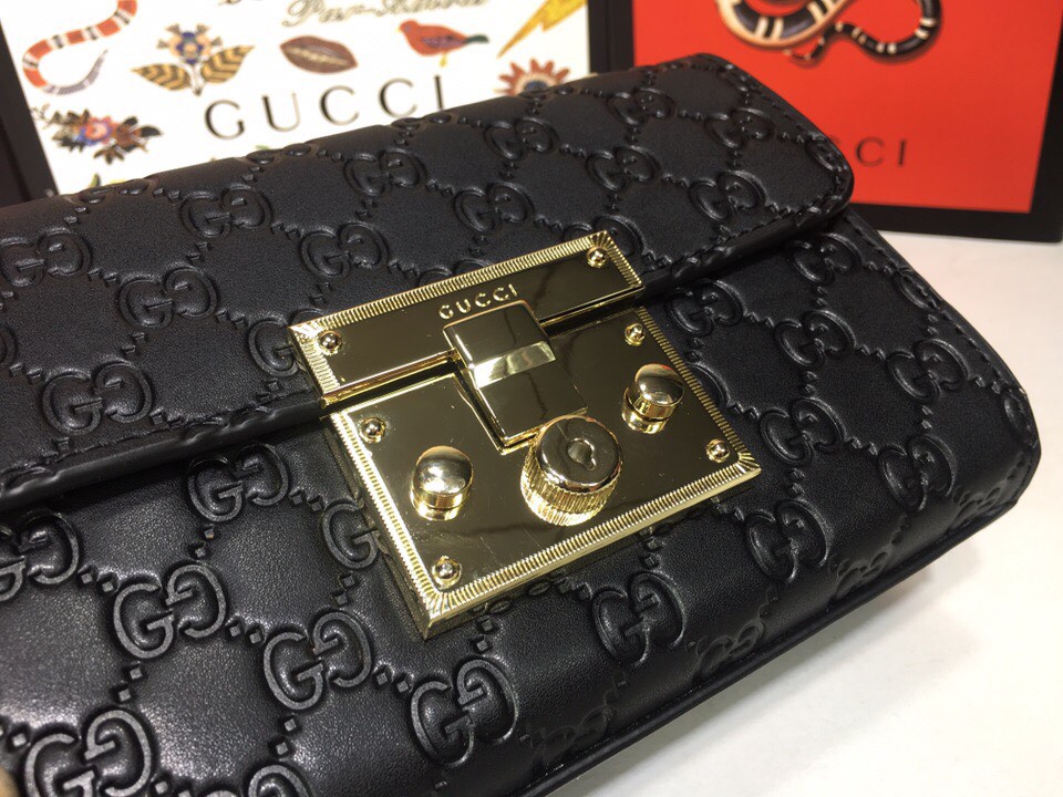 Replica Gucci Padlock Small Signature Shoulder Bag 4094871:1High-quality replica