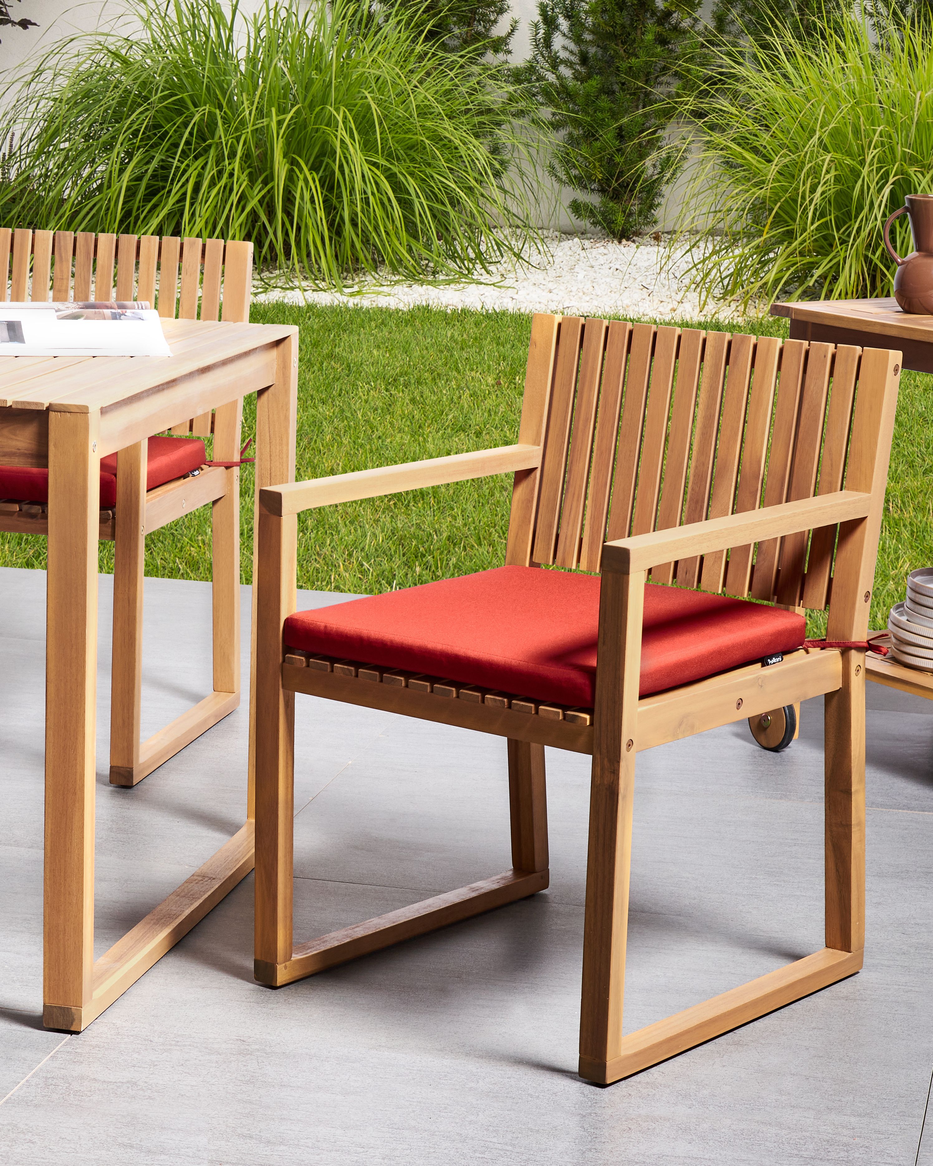 Set of 2 Garden Chairs with Cushions SASSARI PREMIUM Certified Acacia Wood Red