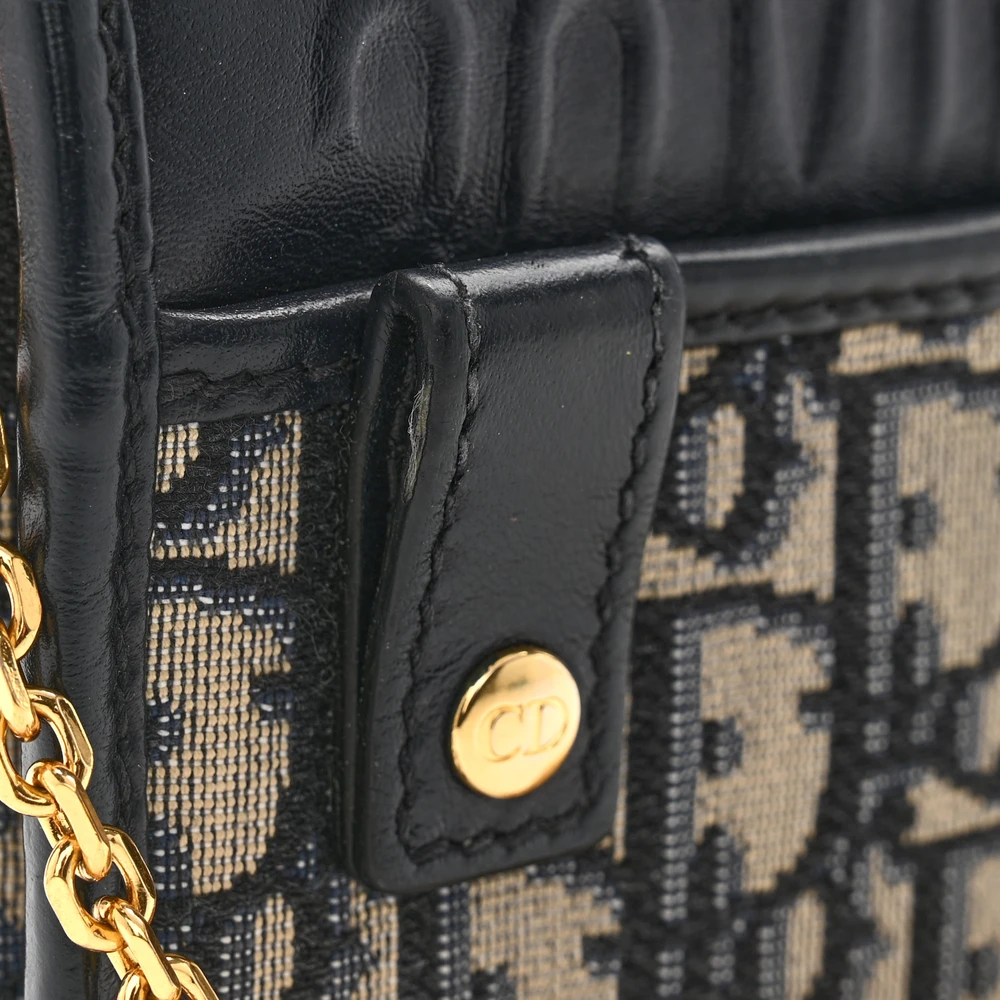 Superfake Dior Handbags That Combine Style and Quality1:1High-quality replica
