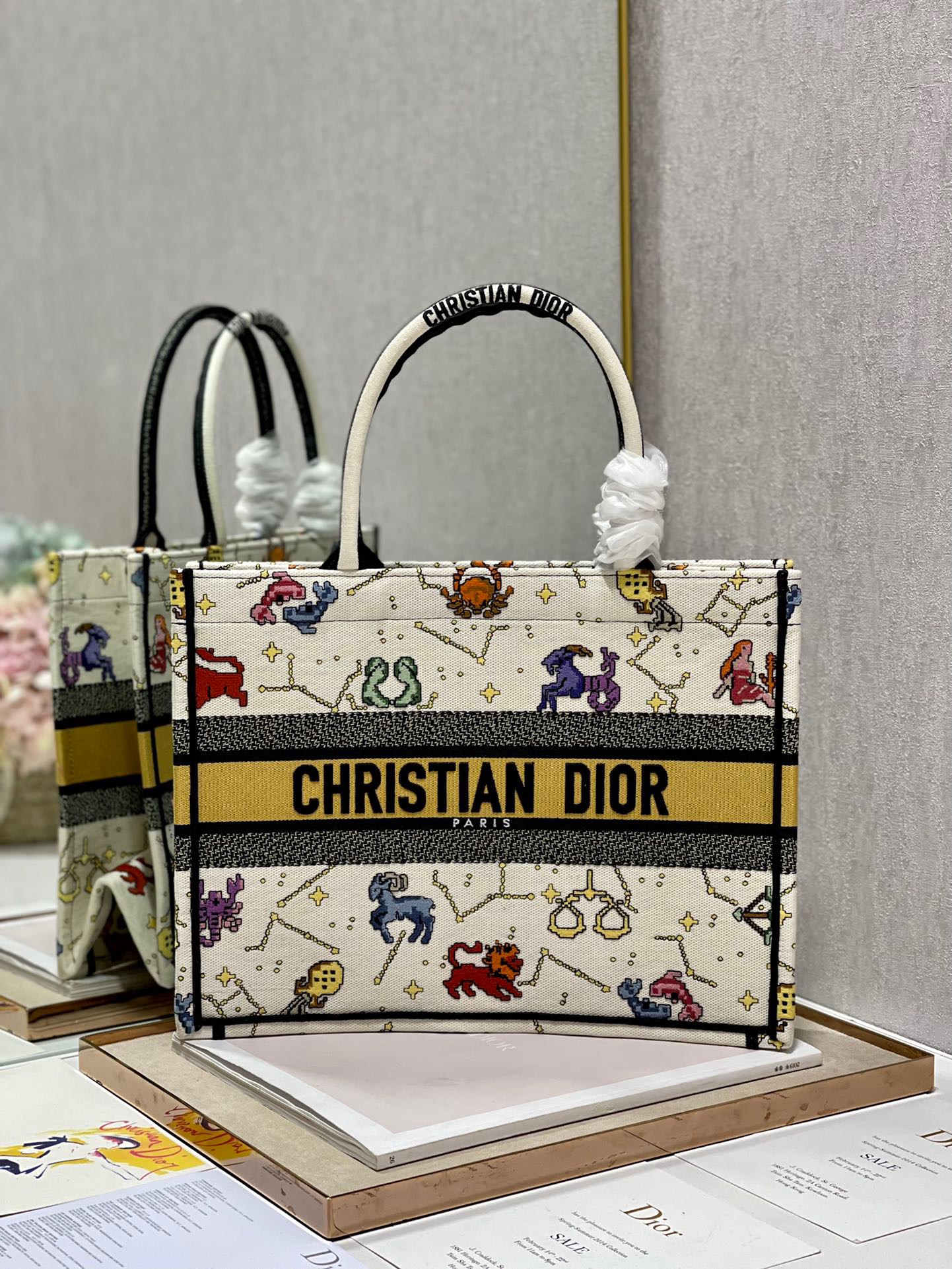 Christian Dior Medium Dior Book Tote White Multicolor, For Women, Women’s Handbags 14in/36cm CD1:1High-quality replica