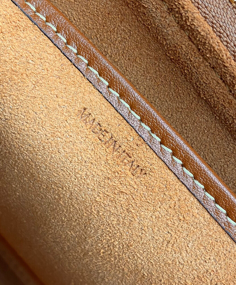 Celine Medium Ava Strap Bag In Smooth Calfskin Coffee1:1High-quality replica
