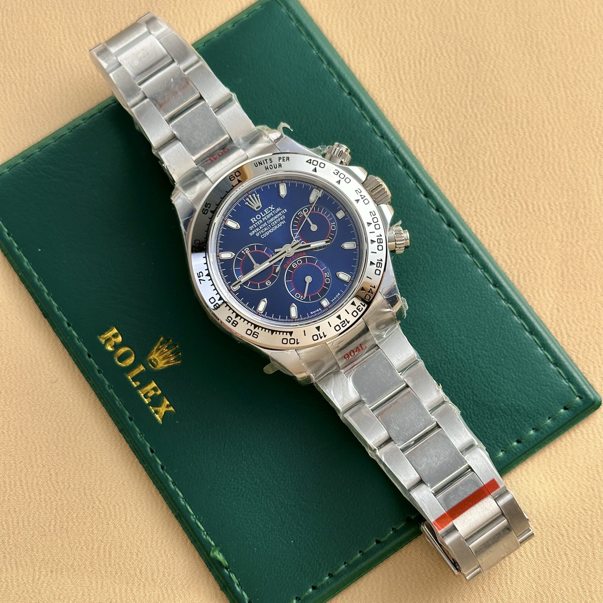 Rolex Cosmograph Daytona 116506 Replica 1:1 Watch Refined Blue Dial 40mm - Top club