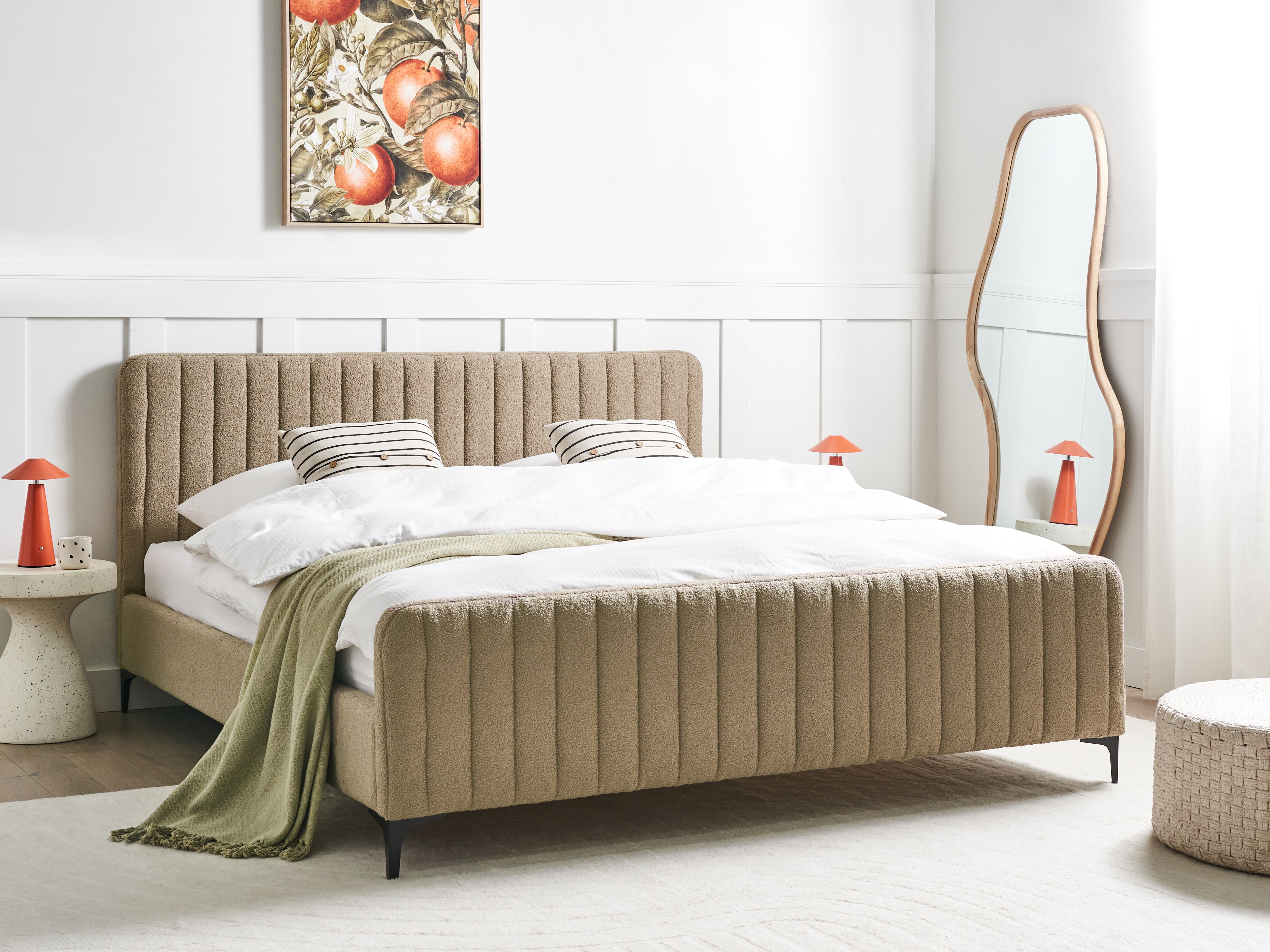Bed Boucle LUNAN 180 x 200 cm (EU Super King) Taupe