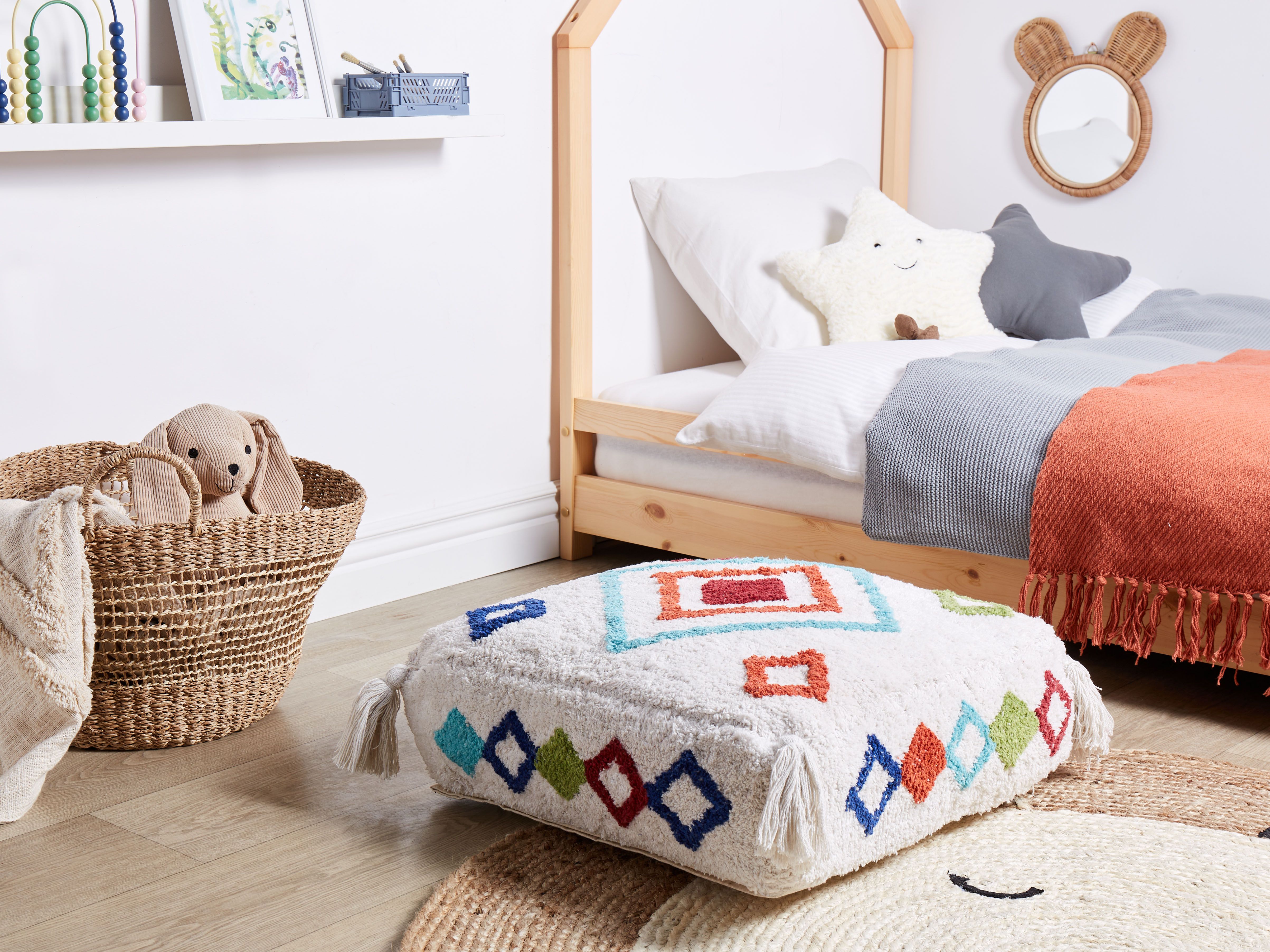 Pouffe Embroidery SEERANI Cotton White