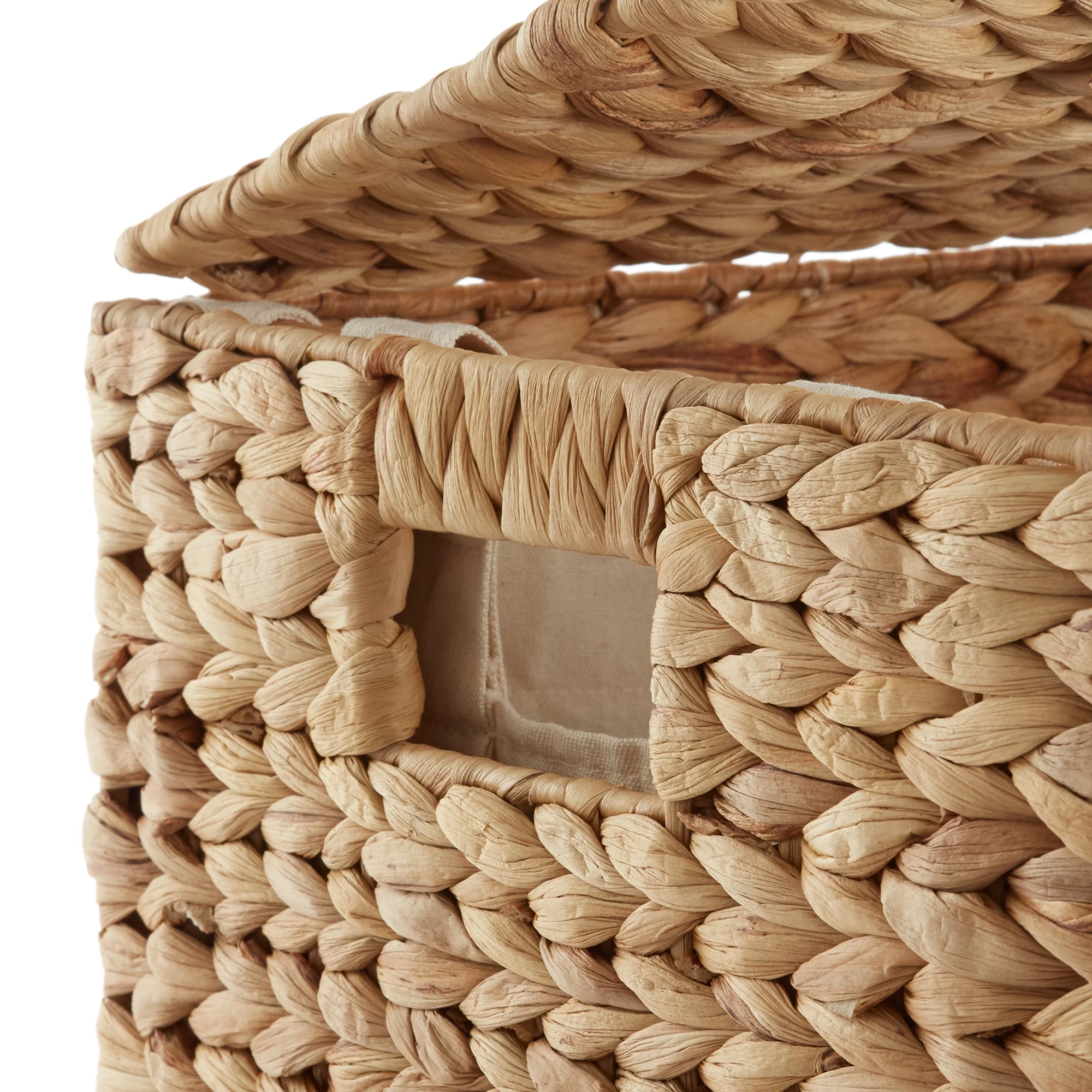 Casafield 2-Section Laundry Hamper with Lid and Removable Liner Bags - Natural, Woven Water Hyacinth Laundry Basket for Clothes - Image 6
