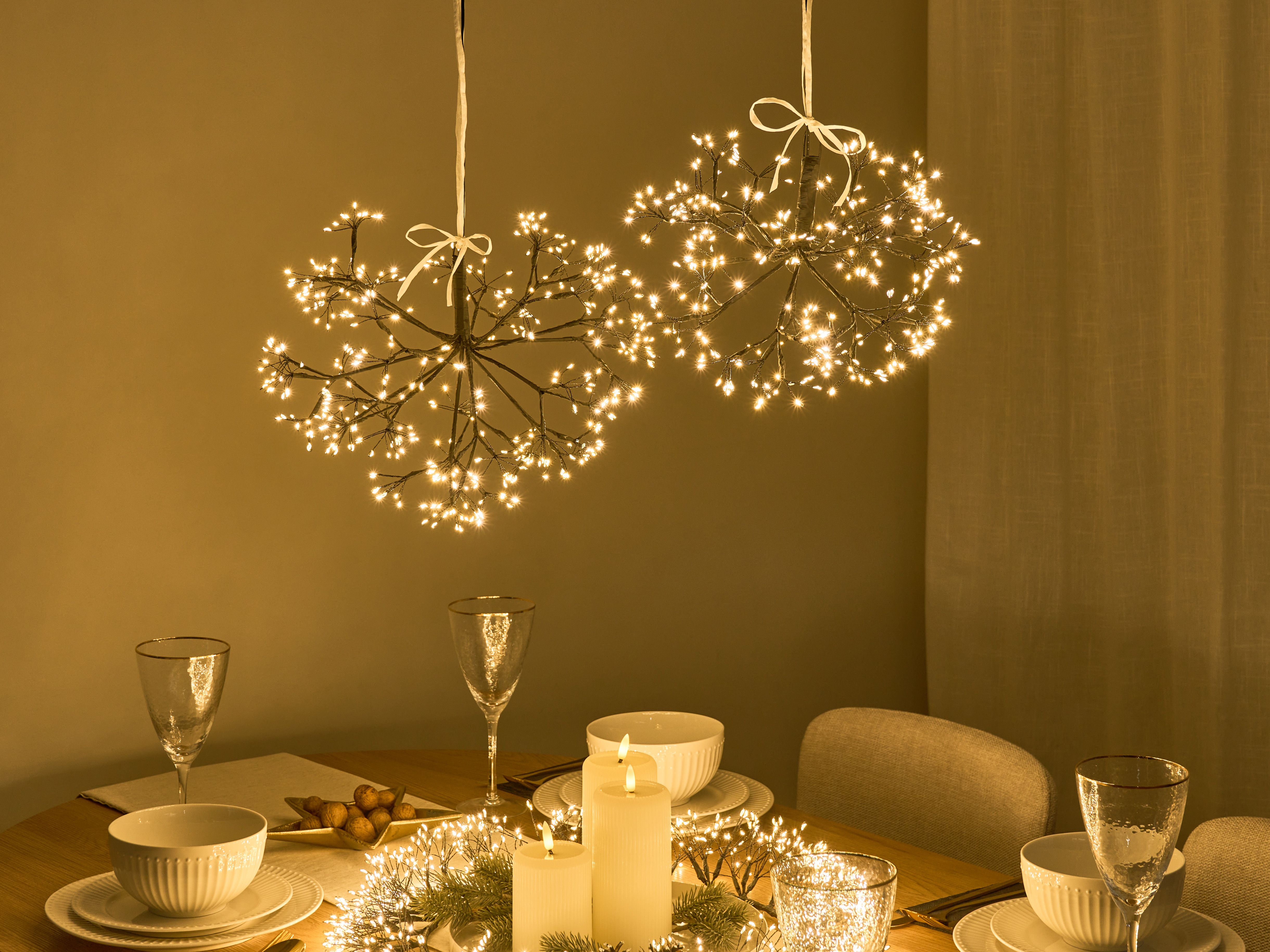 Set of 2 Hanging Decorations LED RACKSTA Mistletoe 30/25 cm Black