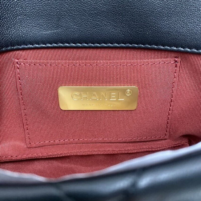 Replica Chanel Lambskin Quilted Chanel 19 Waist Bag As1163 Black