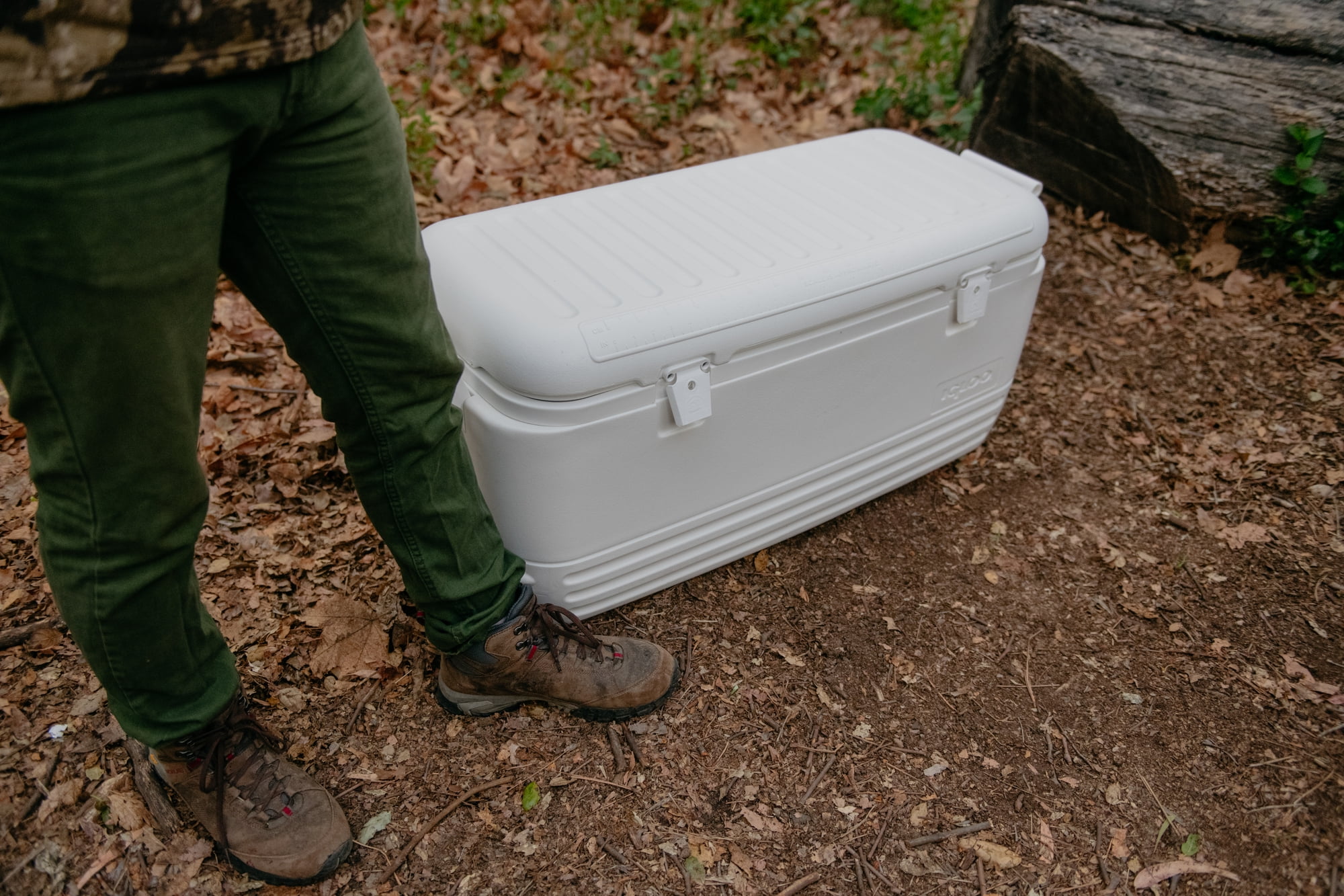 Igloo 120 qt. Quick & Cool Polar Ice Chest Cooler, White - Image 18