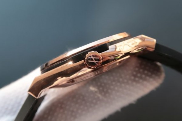 Replica Hublot Classic Fusion Tourbillon RG 45mm TF Skeleton Dial Black Gummy Strap A23J - Top club