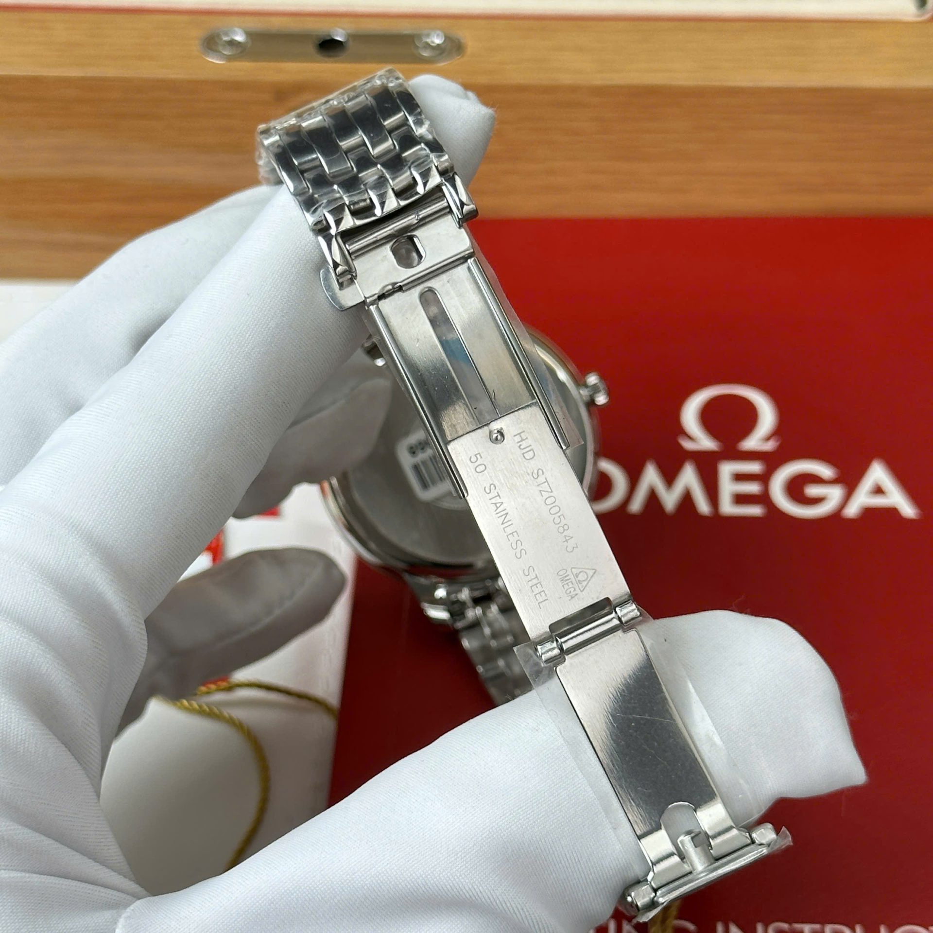 Omega De Ville Prestige Power Reserve Replica Watch White Dial Metal Wire 39.5mm - Top club