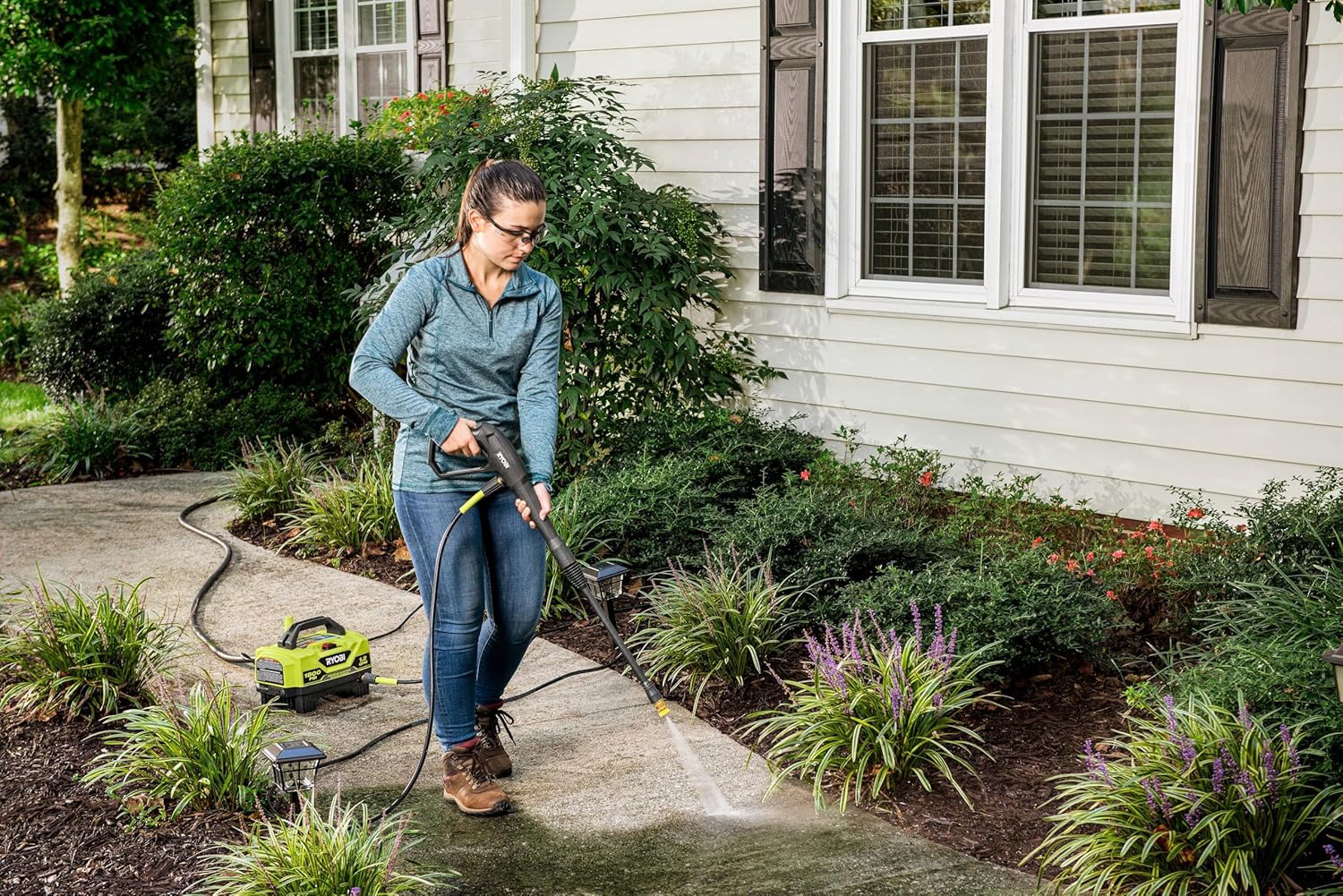 RYOBI 1800 PSI Electric Pressure Washer - 13 Amp - Image 2 RYOBI 1800 PSI Electric Pressure Washer - 13 Amp - Image 2