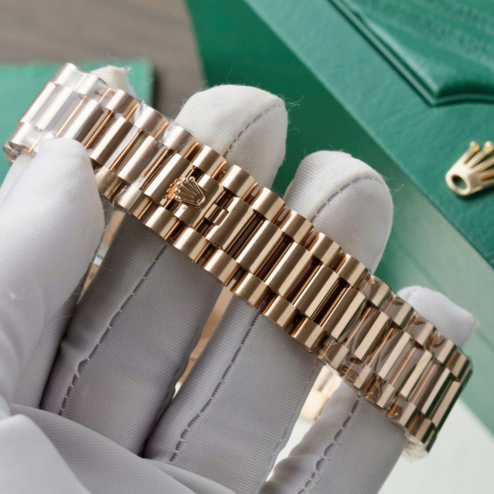 Rolex Day-Date Dial Blue Copies Watch Custom Weight 186Gram 18K Gold Wrapped 40mm - Top club