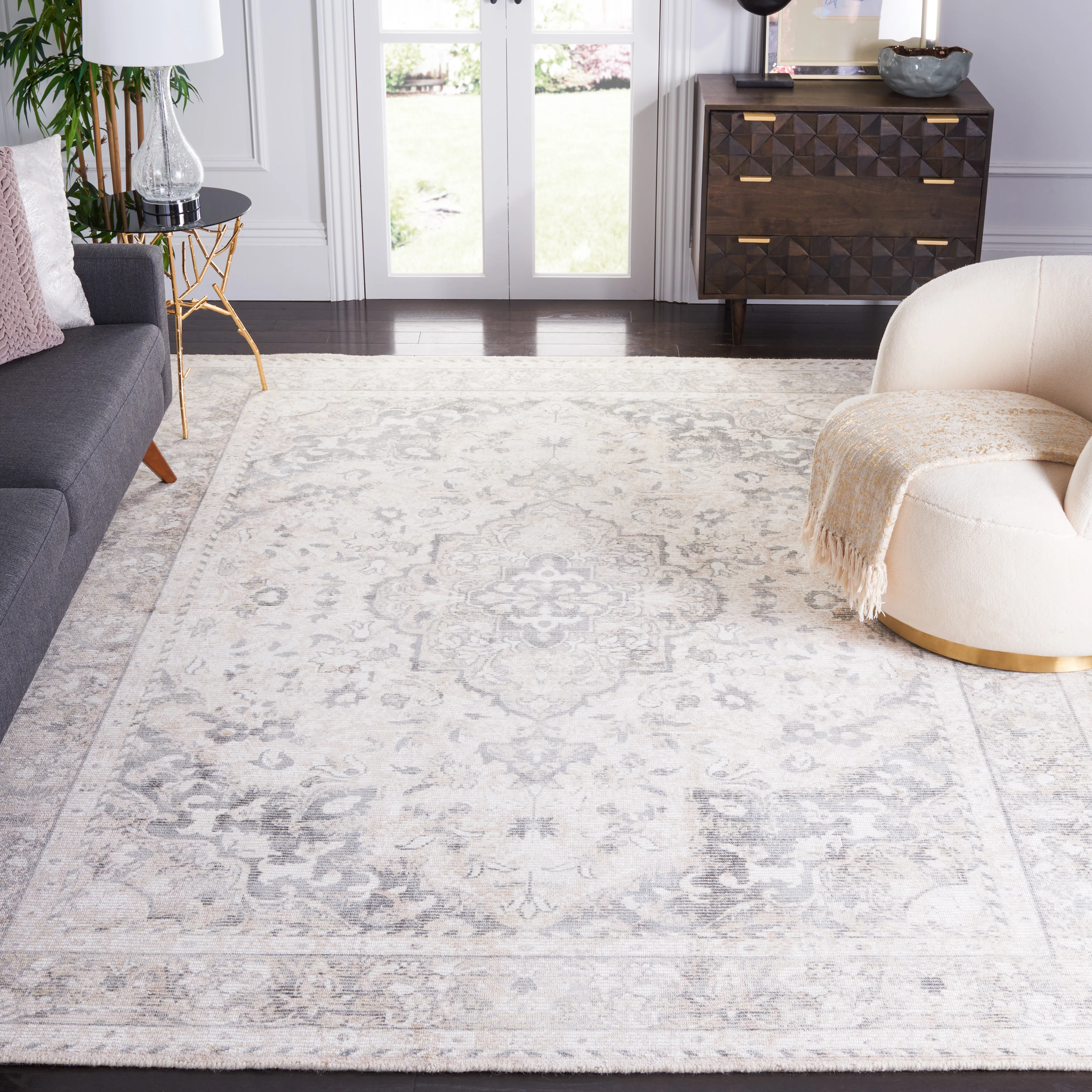 SAFAVIEH Restoration Vintage April Medallion Area Rug, Grey/Ivory, 8' x 10'