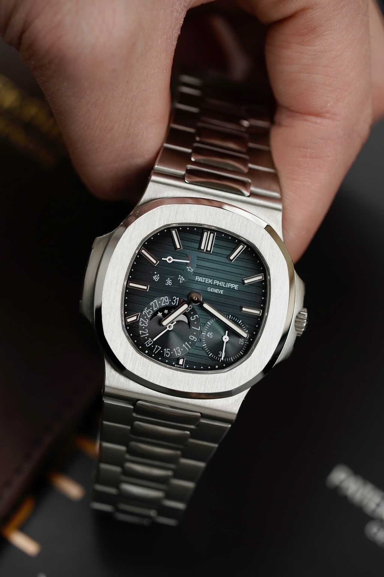 Patek Philippe Best Replica Watches Nautilus 5712 Custom Authentic Details 40mm - Top club