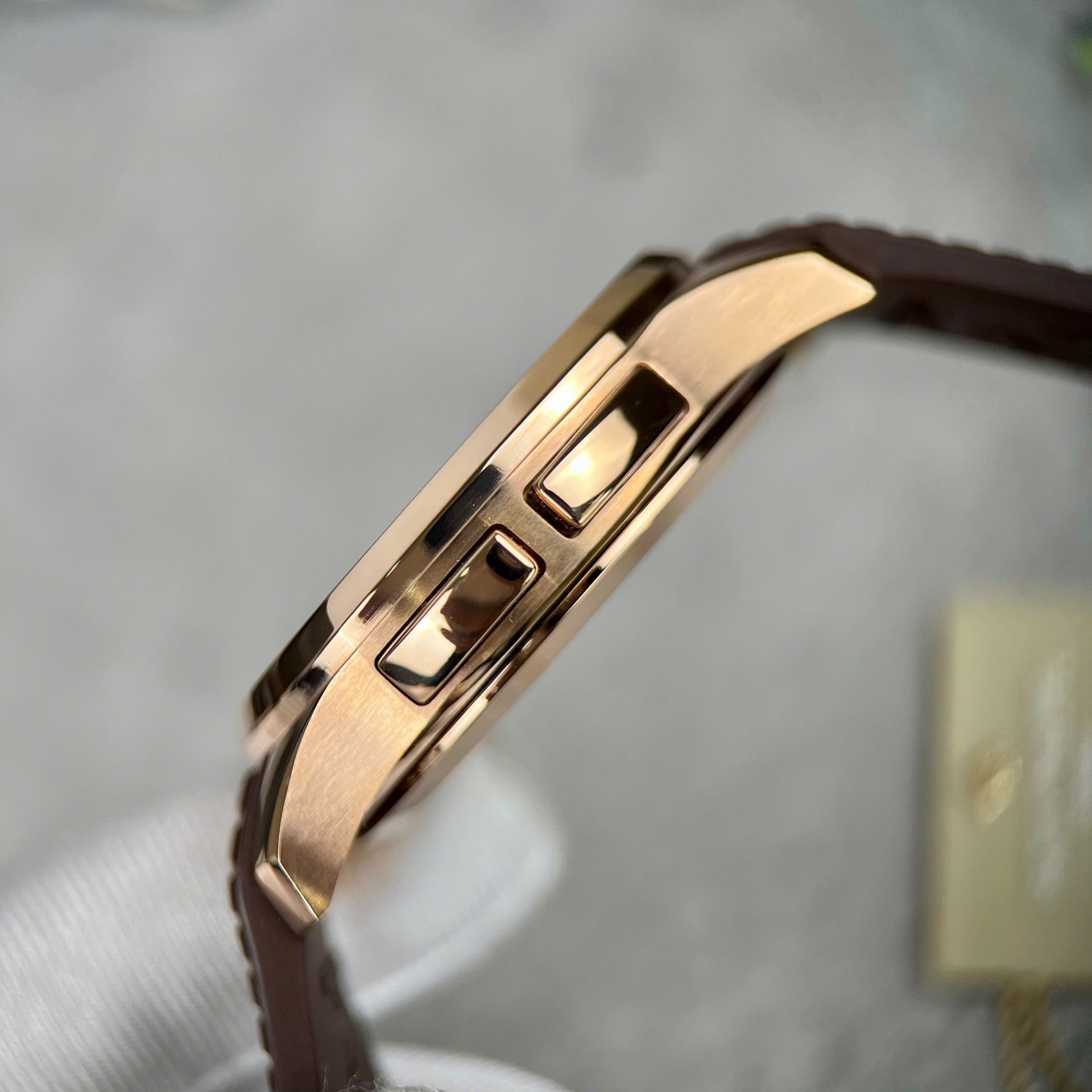 Patek Philippe Aquanaut 5164 Brown Dial Custom 18K Gold Wrapped 40.8mm - Top club
