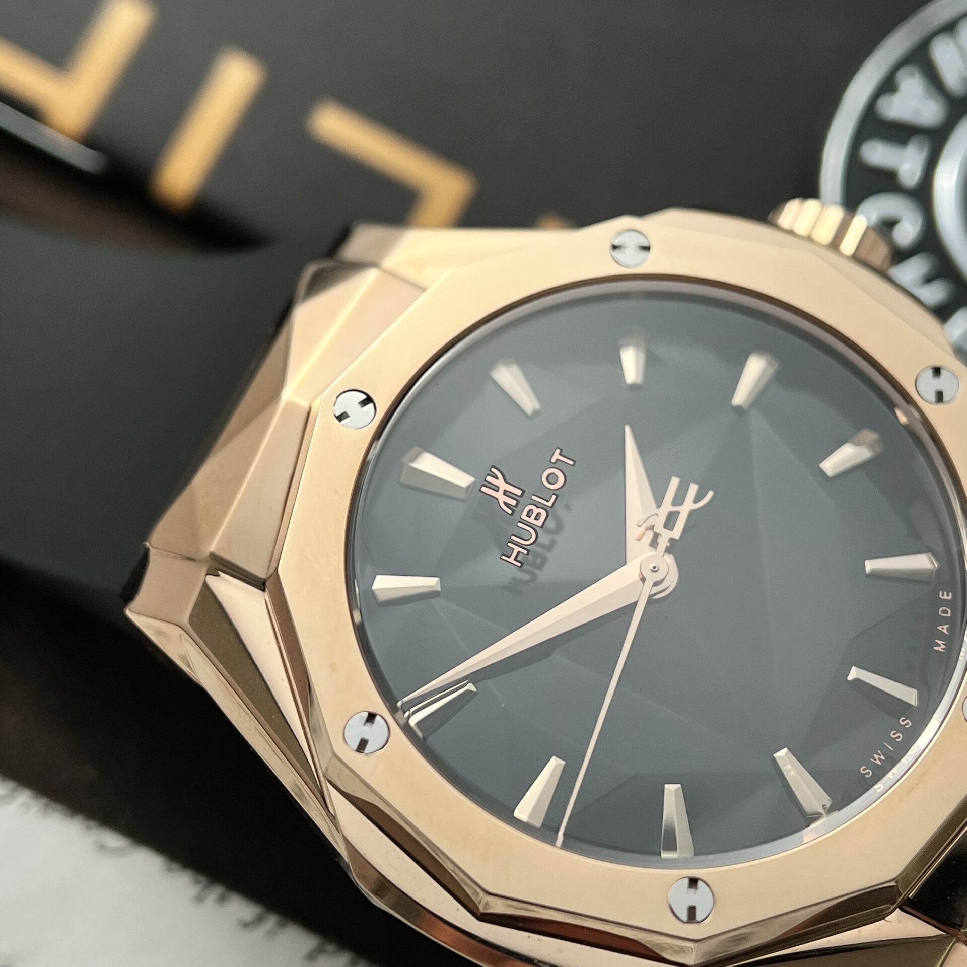 Hublot Replica 1:1 Watch Orlinski King Gold Black Dial HB Factory 40mm - Elite Watch Atelier