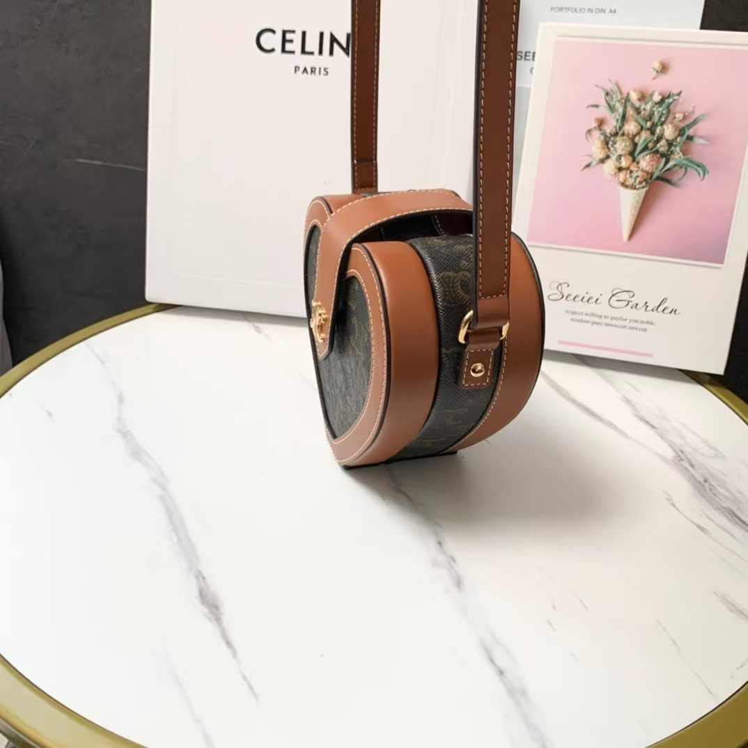 Celine Triomphe Heart Tambour Bag1:1High-quality replica
