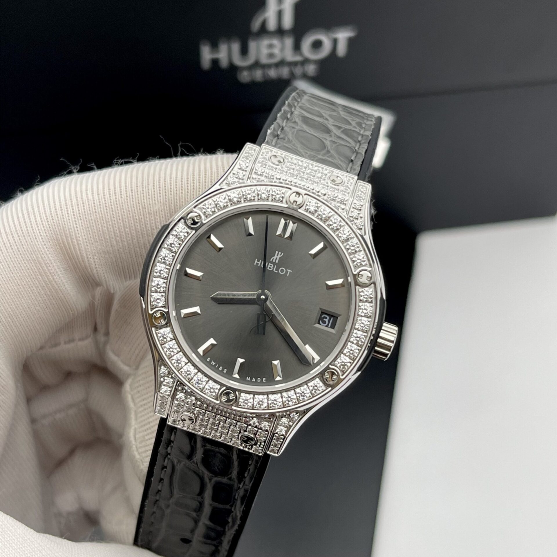 Hublot Replica Watch Classic Fusion Womens Gray Dial HB Factory 33mm - Elite Watch Atelier
