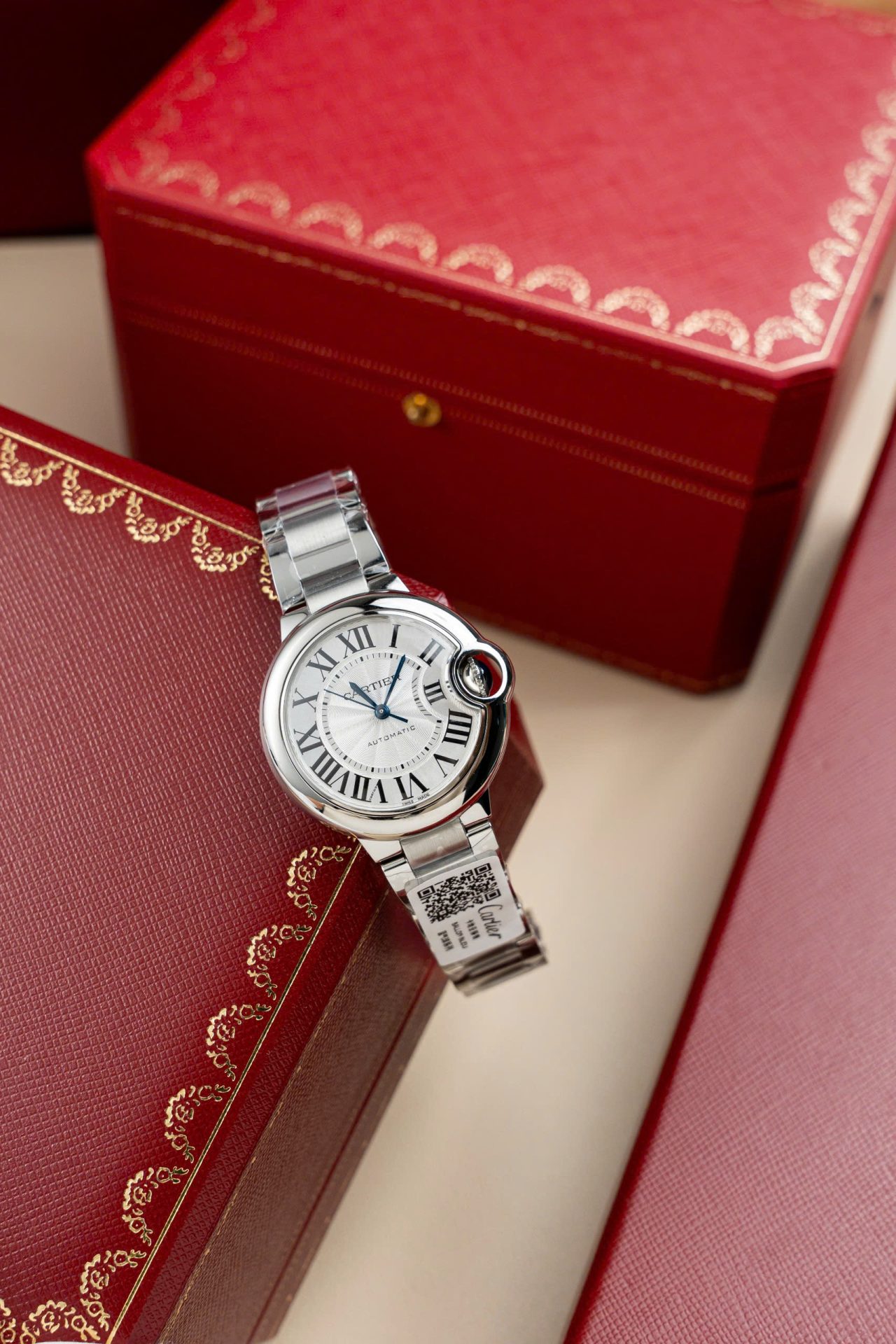 Cartier Ballon Bleu W6920046 Replica Watch White Dial Metal Wire AF Factory 36mm - Top club