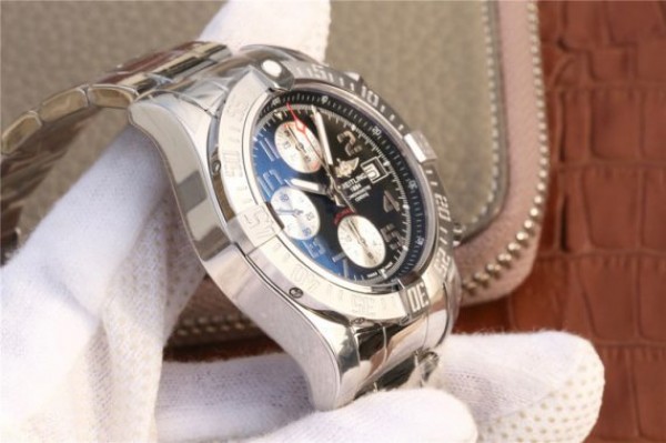 Replica Breitling Avenger II Chronograph 43mm SS GF Black/White Dial SS Bracelet A7750 - Top club