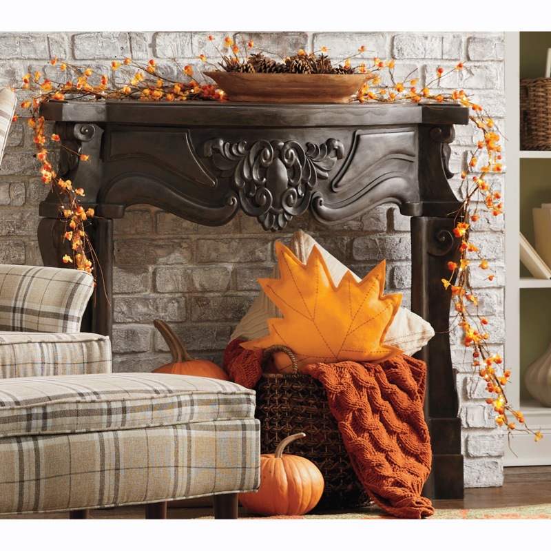 Heaven Mantel - MIDNIGHT VELVET CATALOG