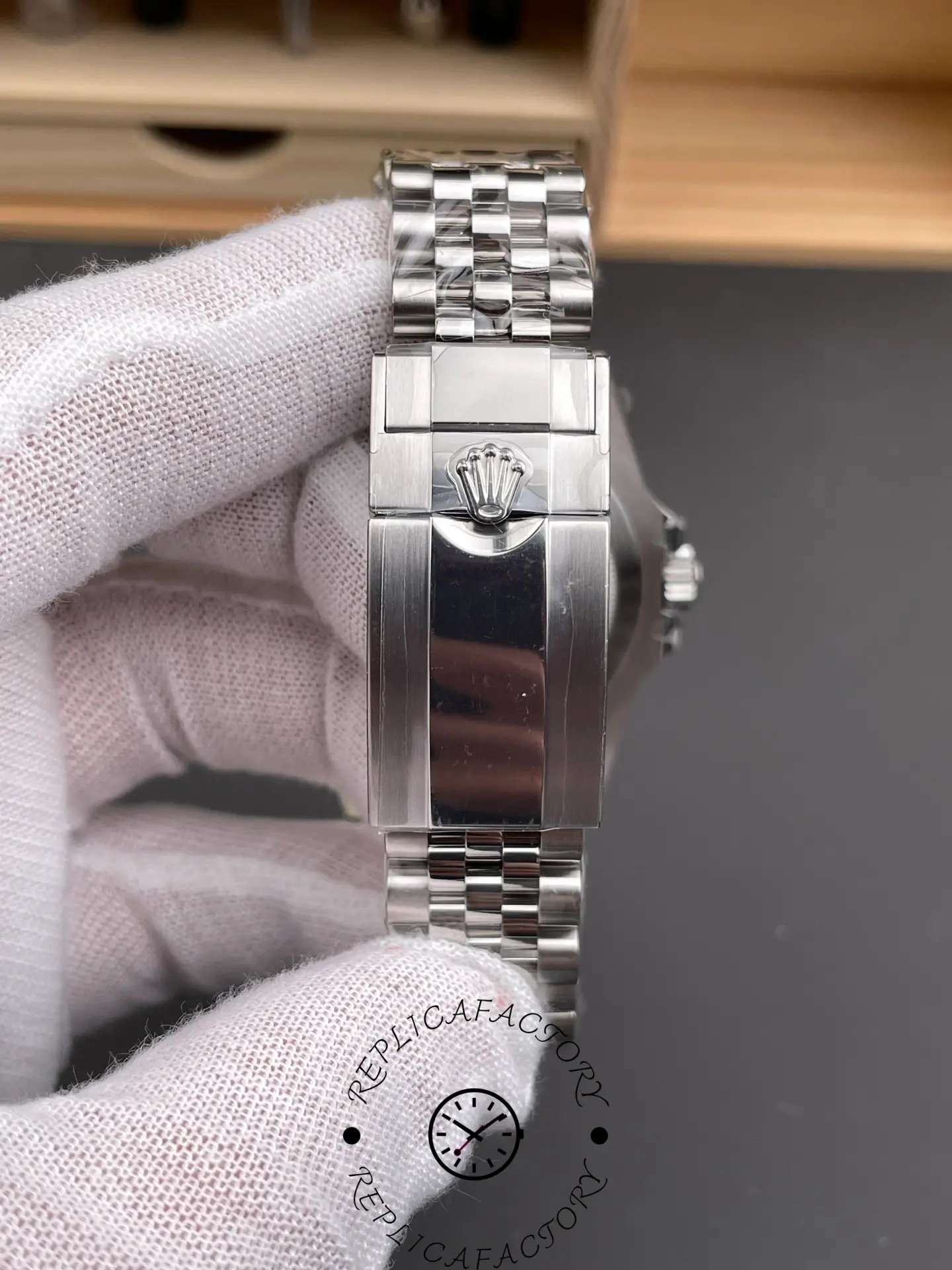 Rolex GMT-Master II 126710BLNR Black Dial Batman Bezel 40MM Mens Replica Watch - House of Replica