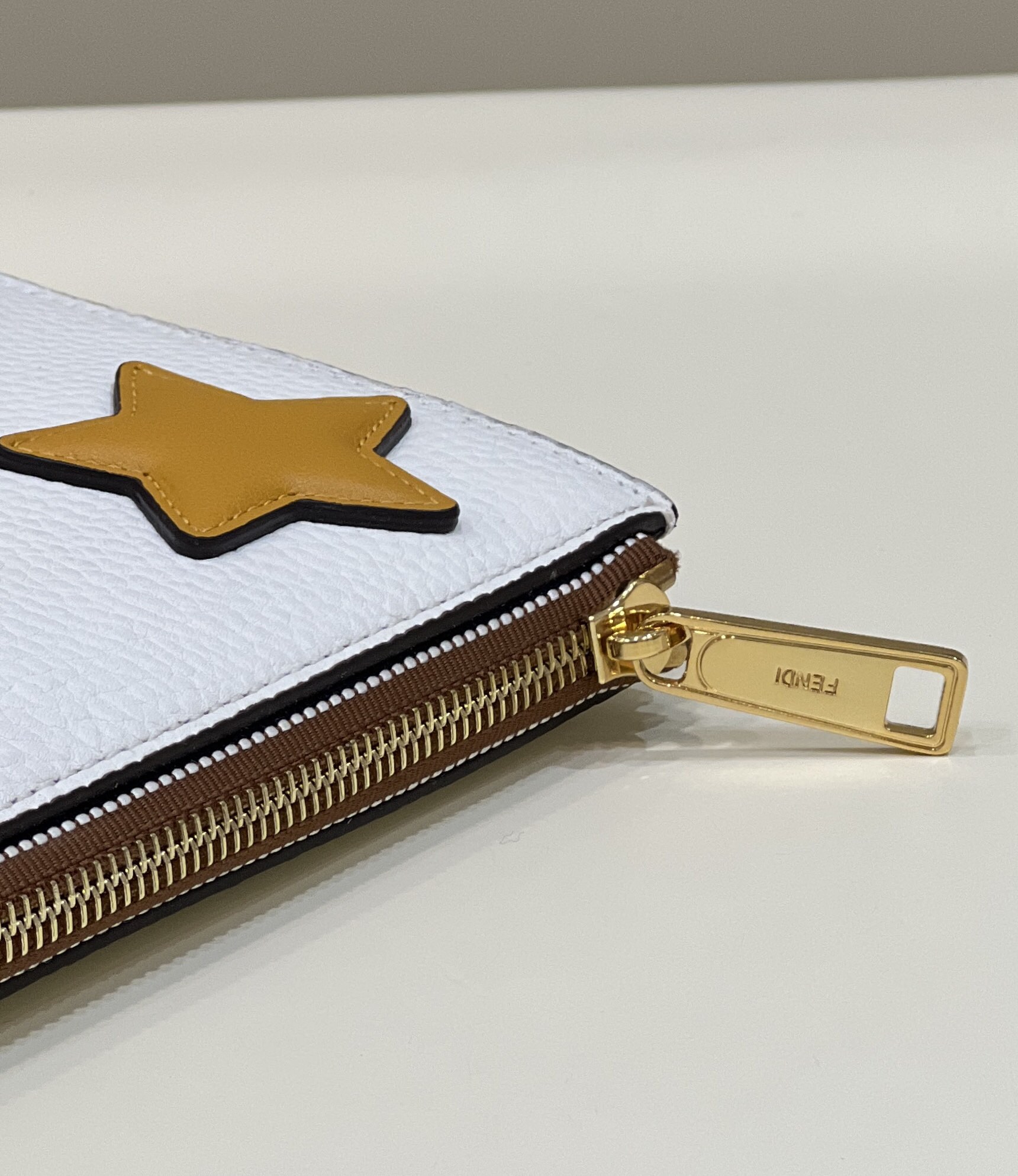 Fendi clutch - Replicaclubs