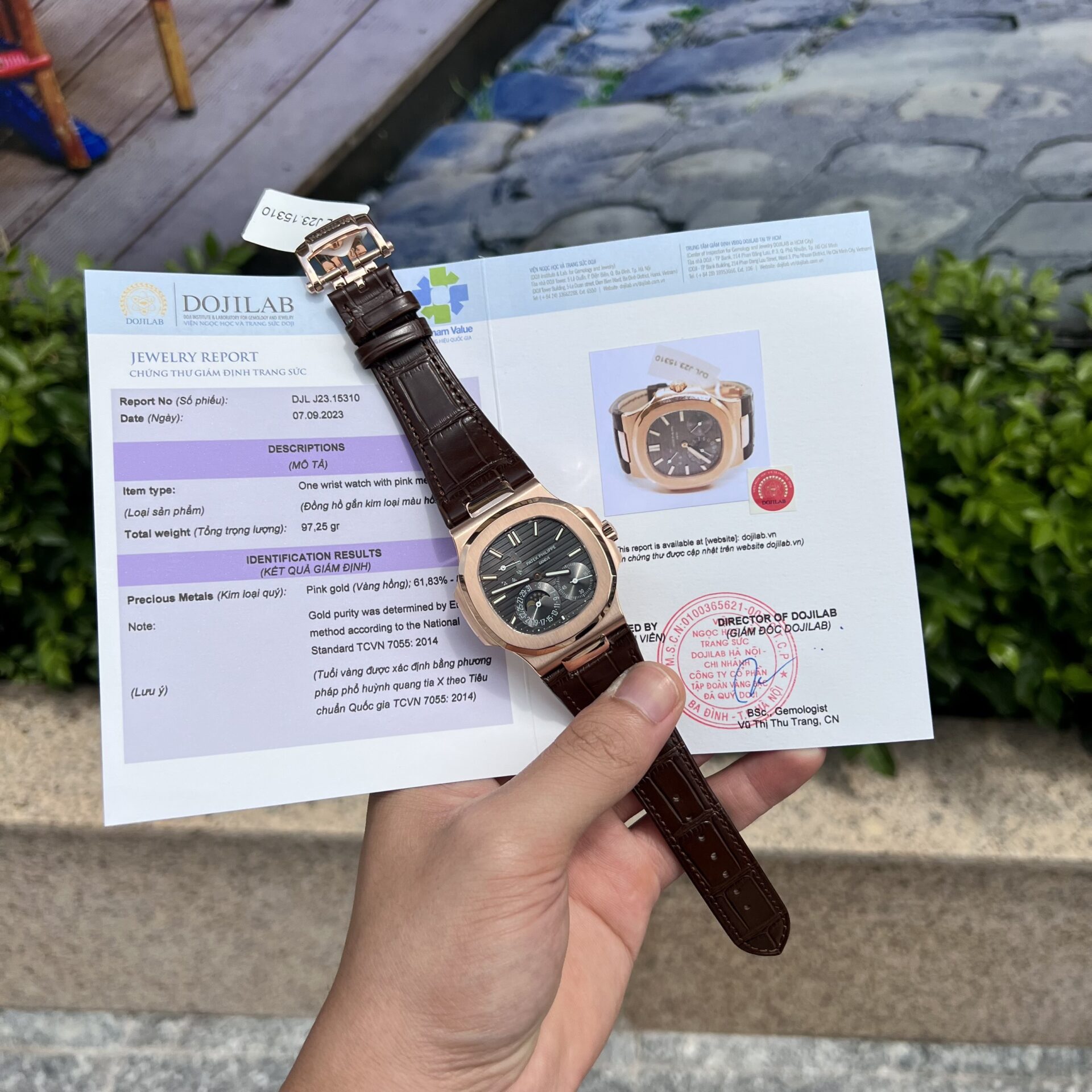 Patek Philippe Replica 1:1 Watch Nautilus 5712R Rose Gold Wrapped 18K GR Factory 40mm - Elite Watch Atelier