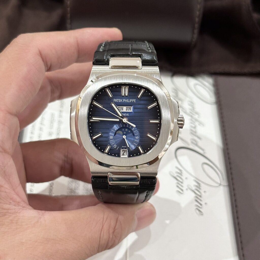 Patek Philippe Nautilus 5726 Replica 1:1 Watch Blue Dial Leather Strap GRF 40.5mm - Top club