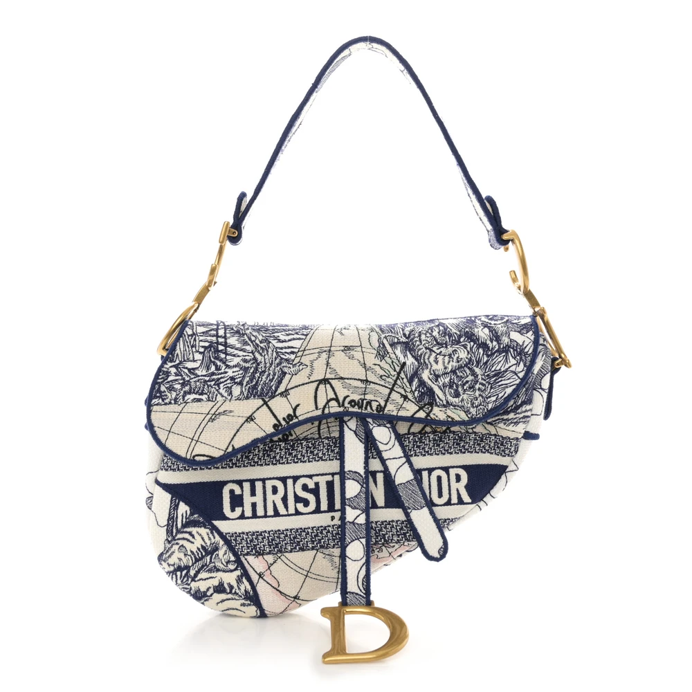 High-Quality Dior Saddle Bag Replicas You’ll Love