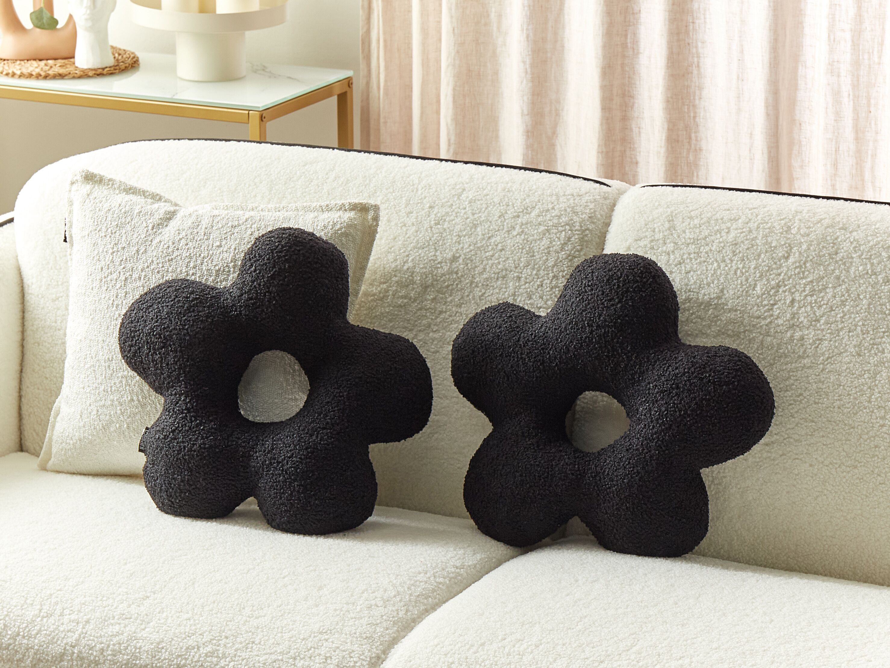 Set of 2 Decorative Cushions CAMPONULA Boucle 40 x 40 cm Black Solid